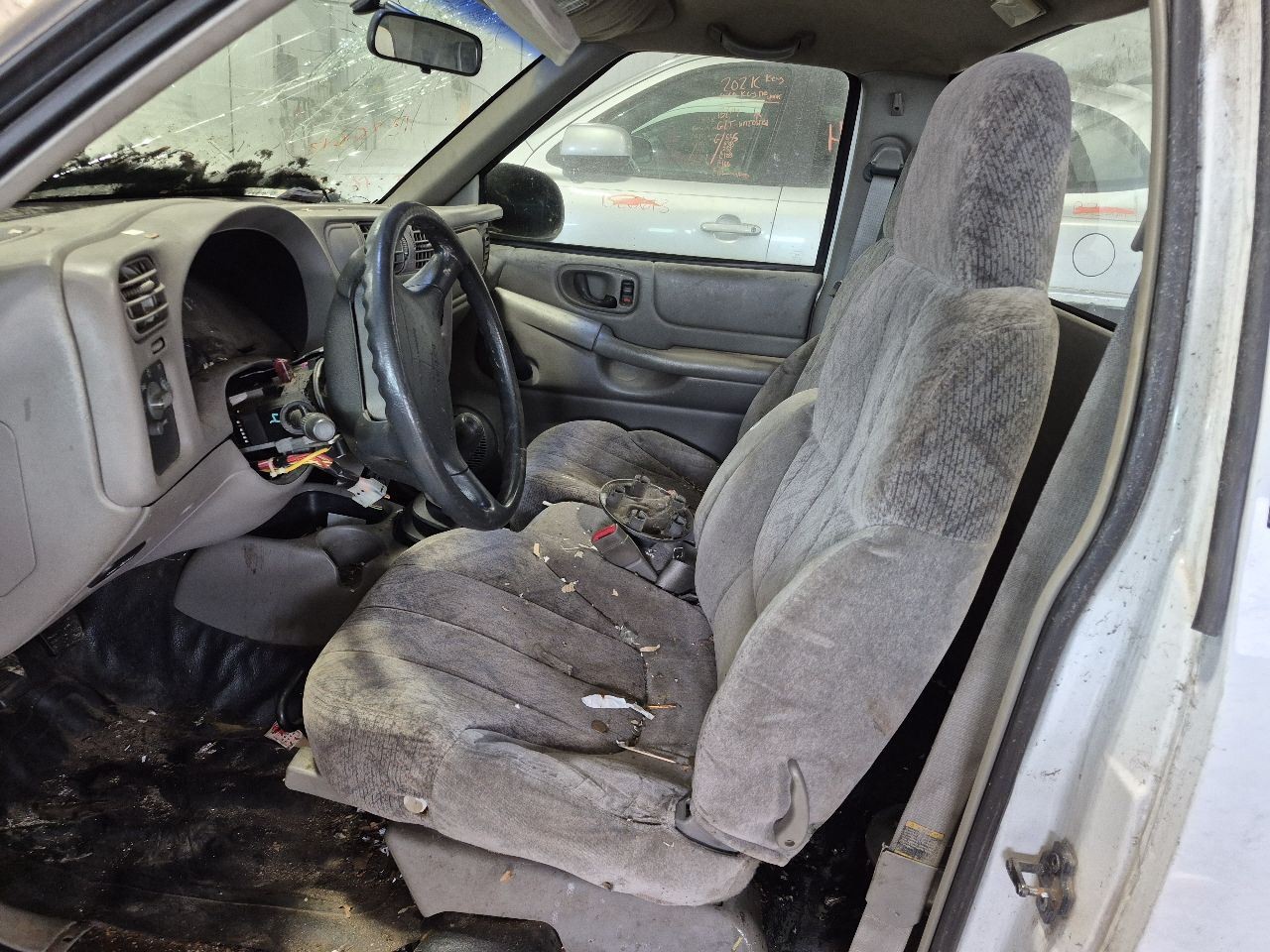 Manual Transmission 2WD 4x2 2.2L Fits 96-99 S10/S15/SONOMA 1329091