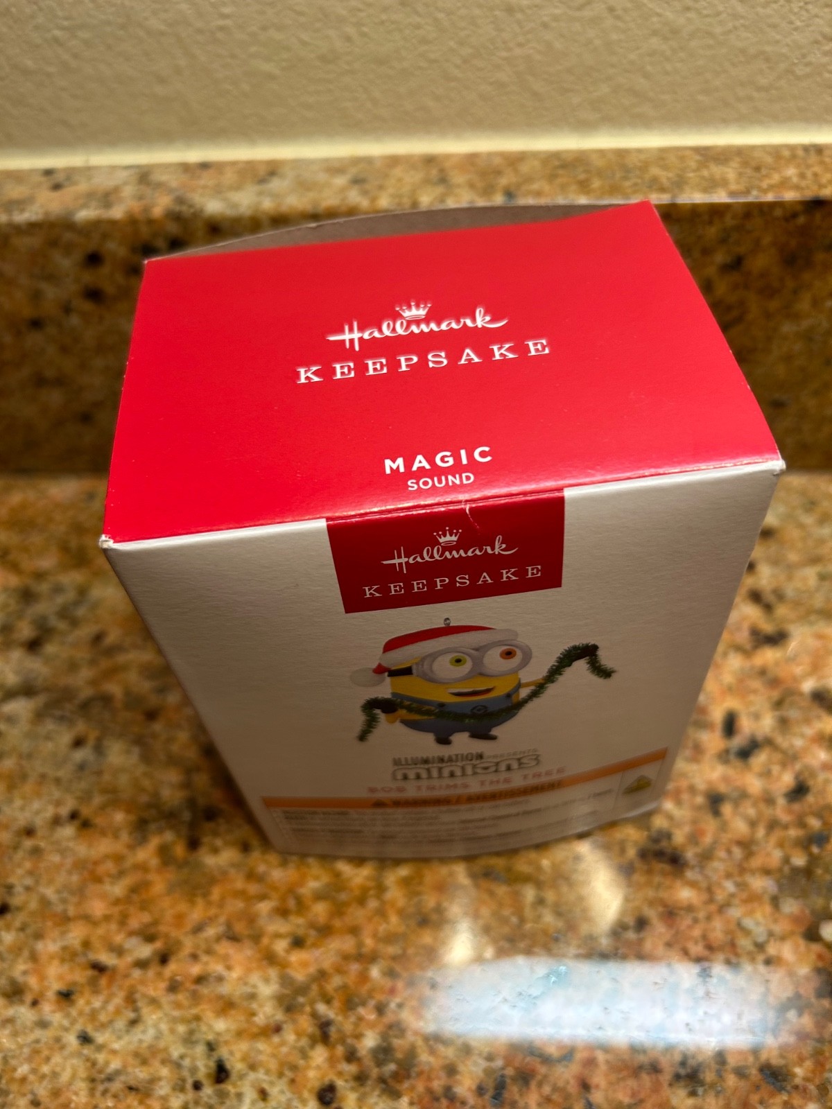 2025 HALLMARK - BOB TRIMS THE TREE - MINIONS - KEEPSAKE ORNAMENTS