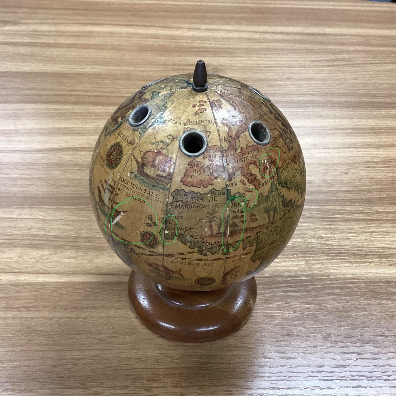 Vintage Wooden Earth Globe Pencil Pen Holder 4.5" Tall Desk Accessory