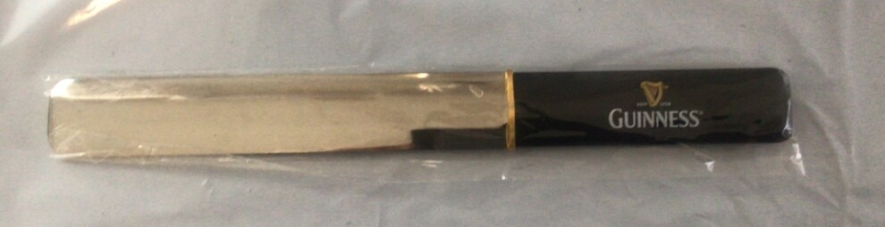 NEW Official Product GUINNESS Beer Ale Bar Pub 9 1/2 " Beer Foam Scraper