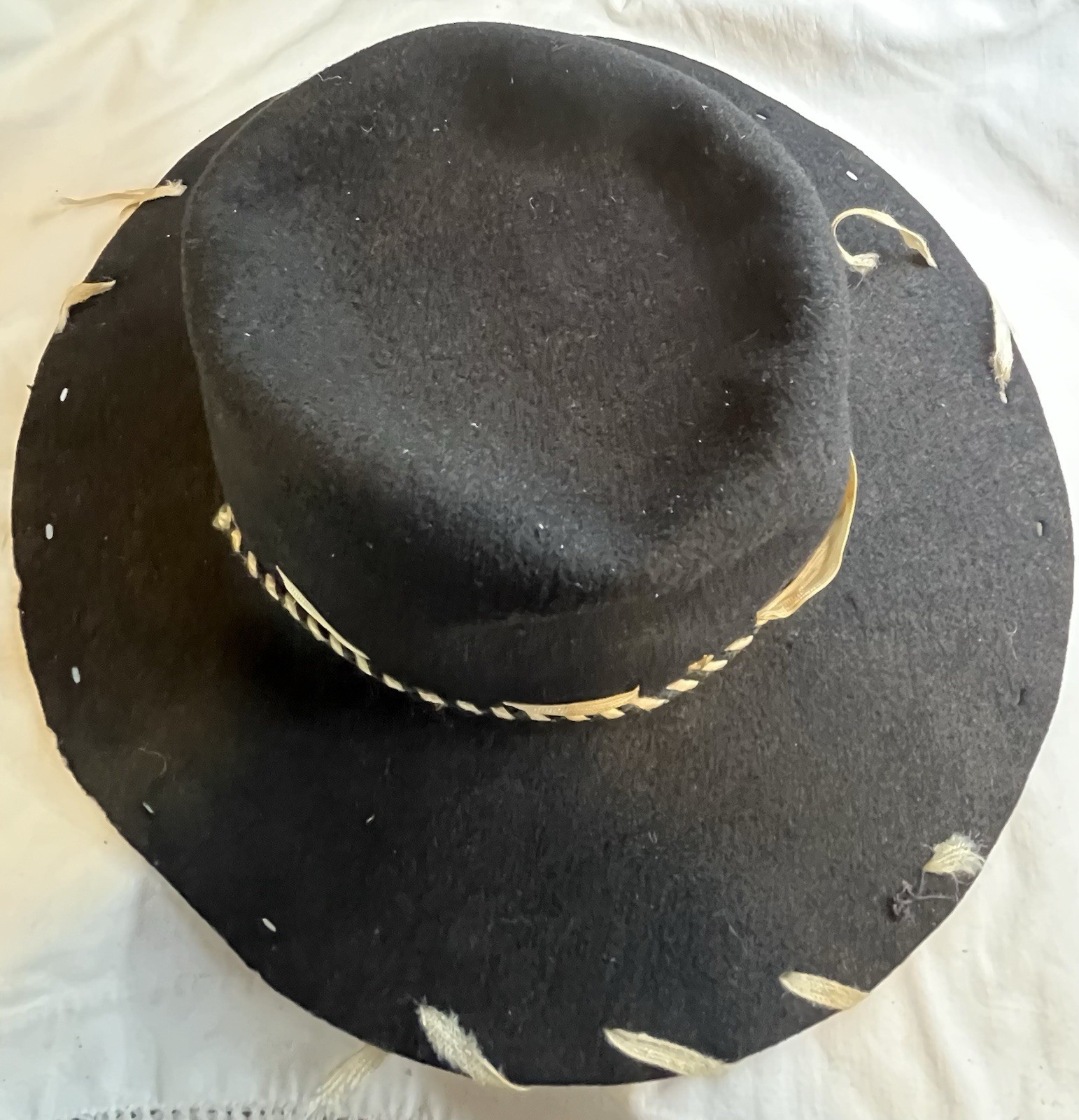 Vintage 1950’s Cowboy Hat Size 7, Cap Gun, (Works), And Holster.
