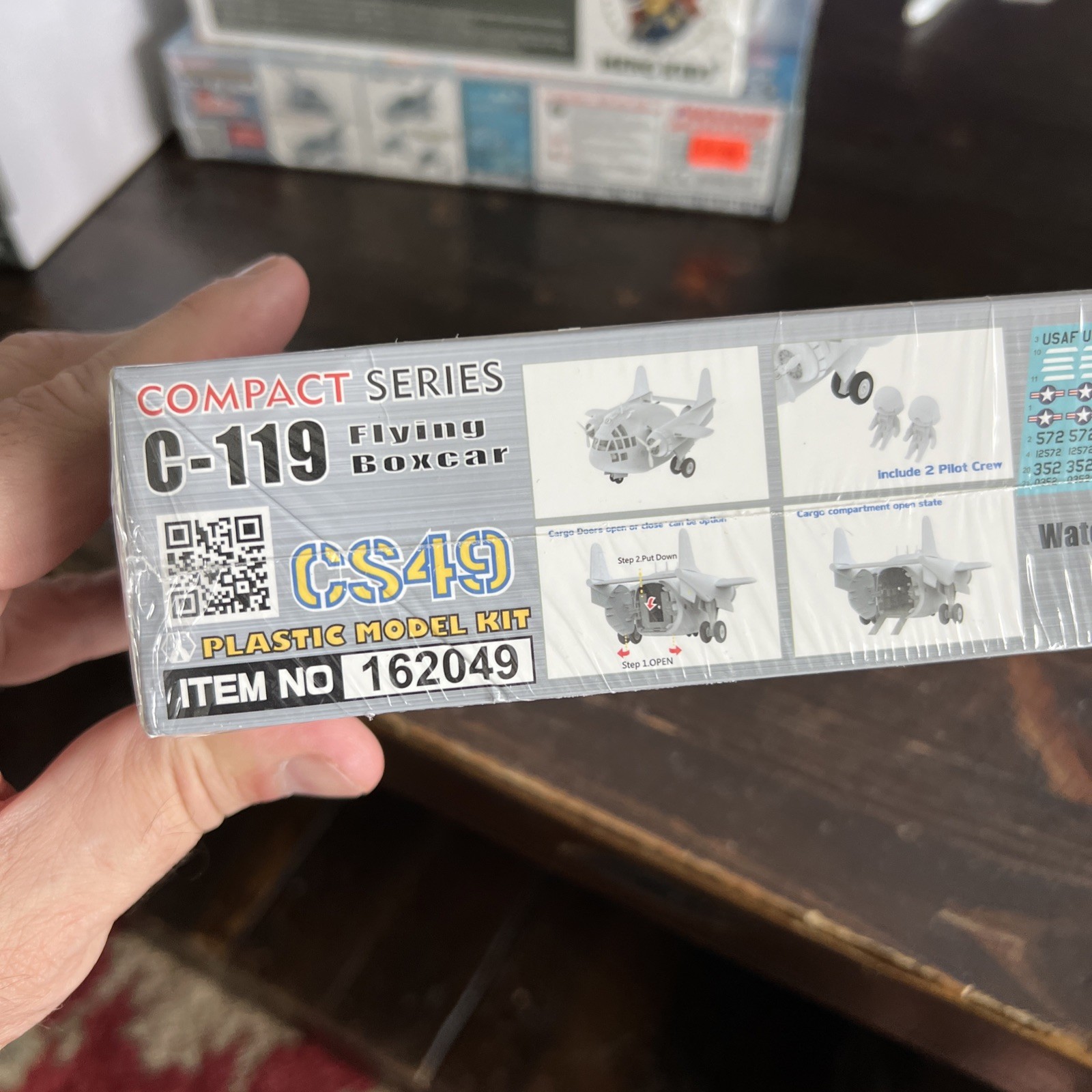 FMK162048 Freedom Model Kits Compact Series - ROCAF C-119 Flying Boxcar