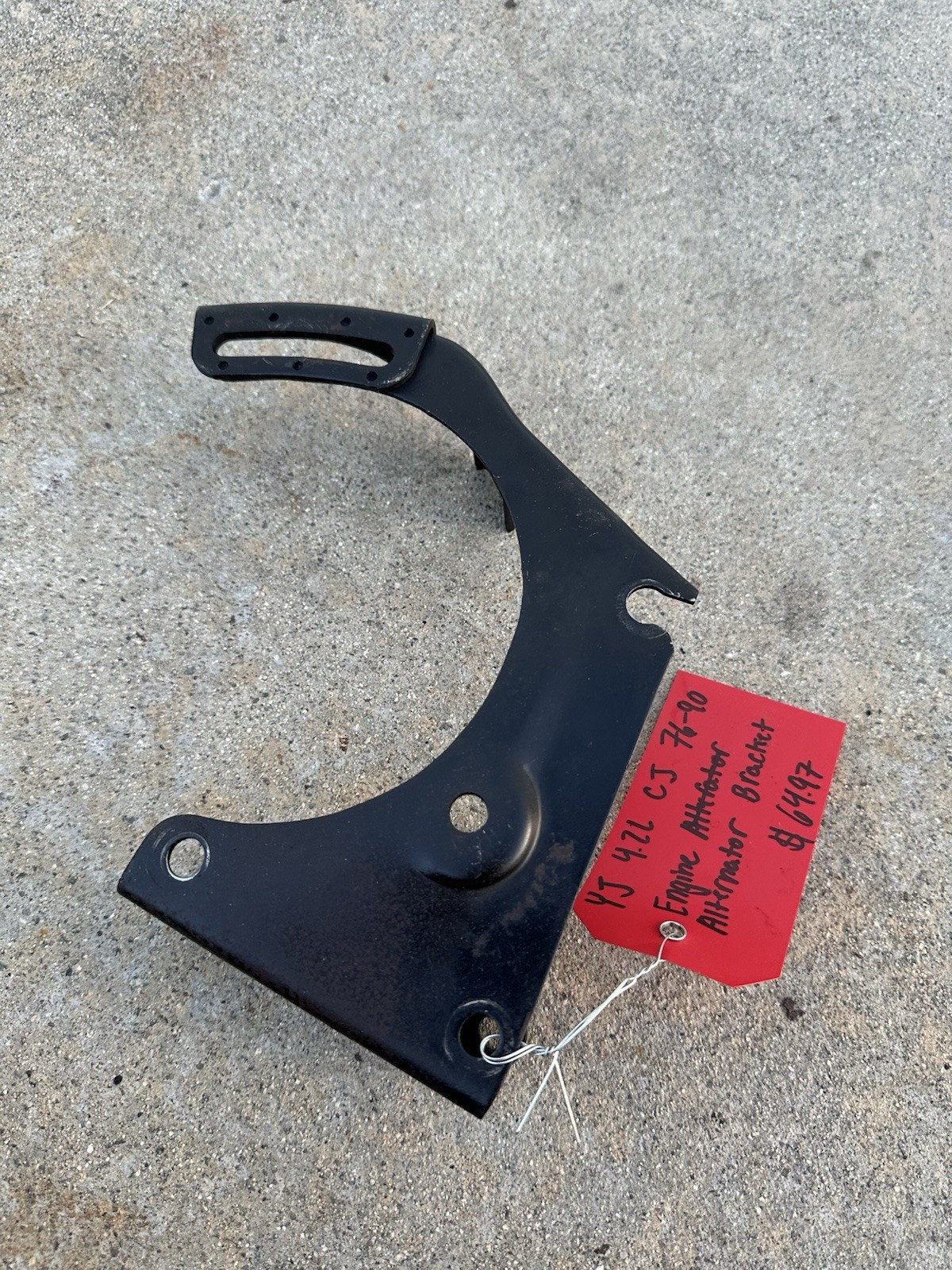 76-90 Jeep CJ/YJ 4.2L Engine Alternator Bracket