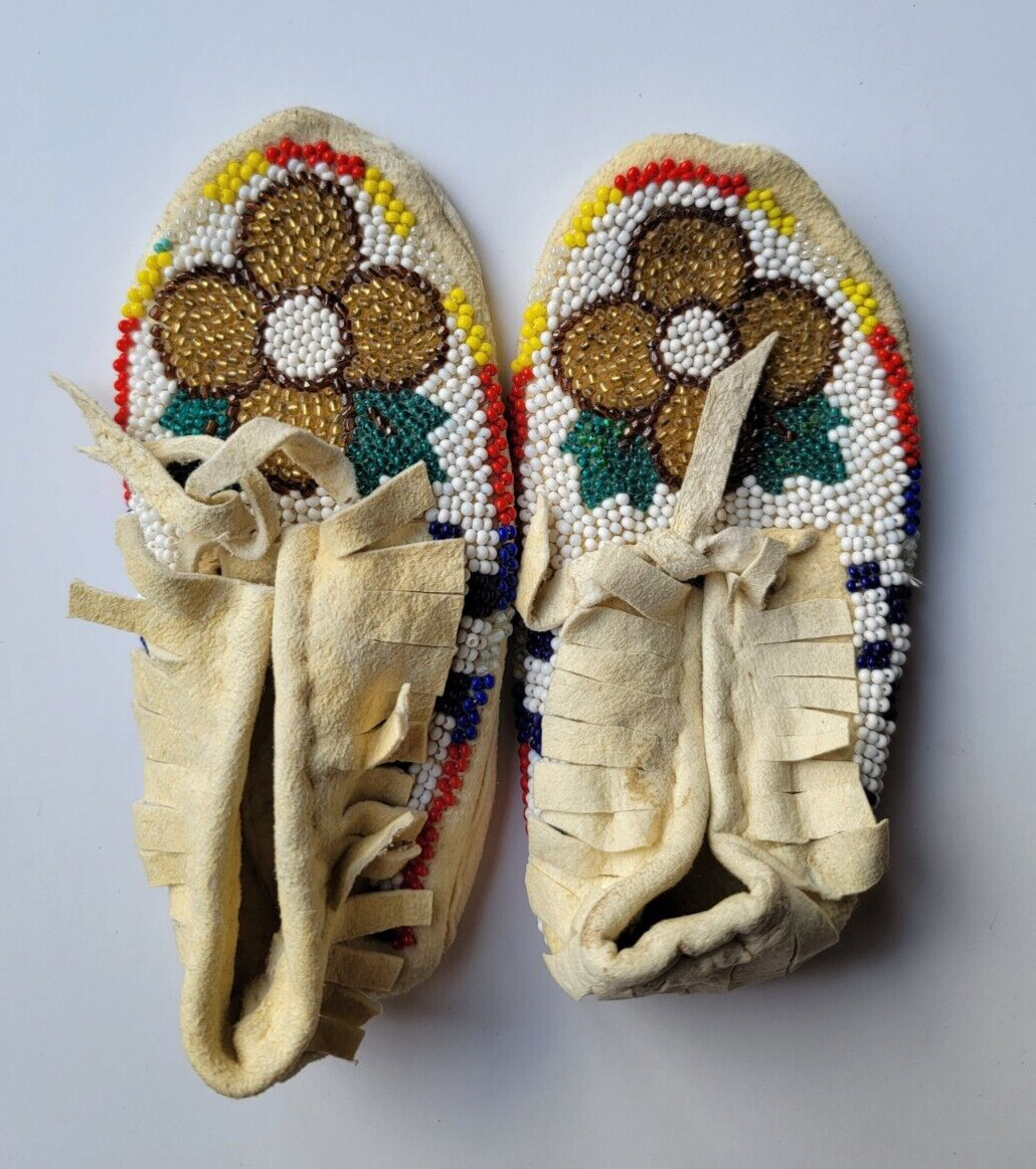 MODERN Beaded Multicolored Indian Floral Child Moccasins Native Beadwork