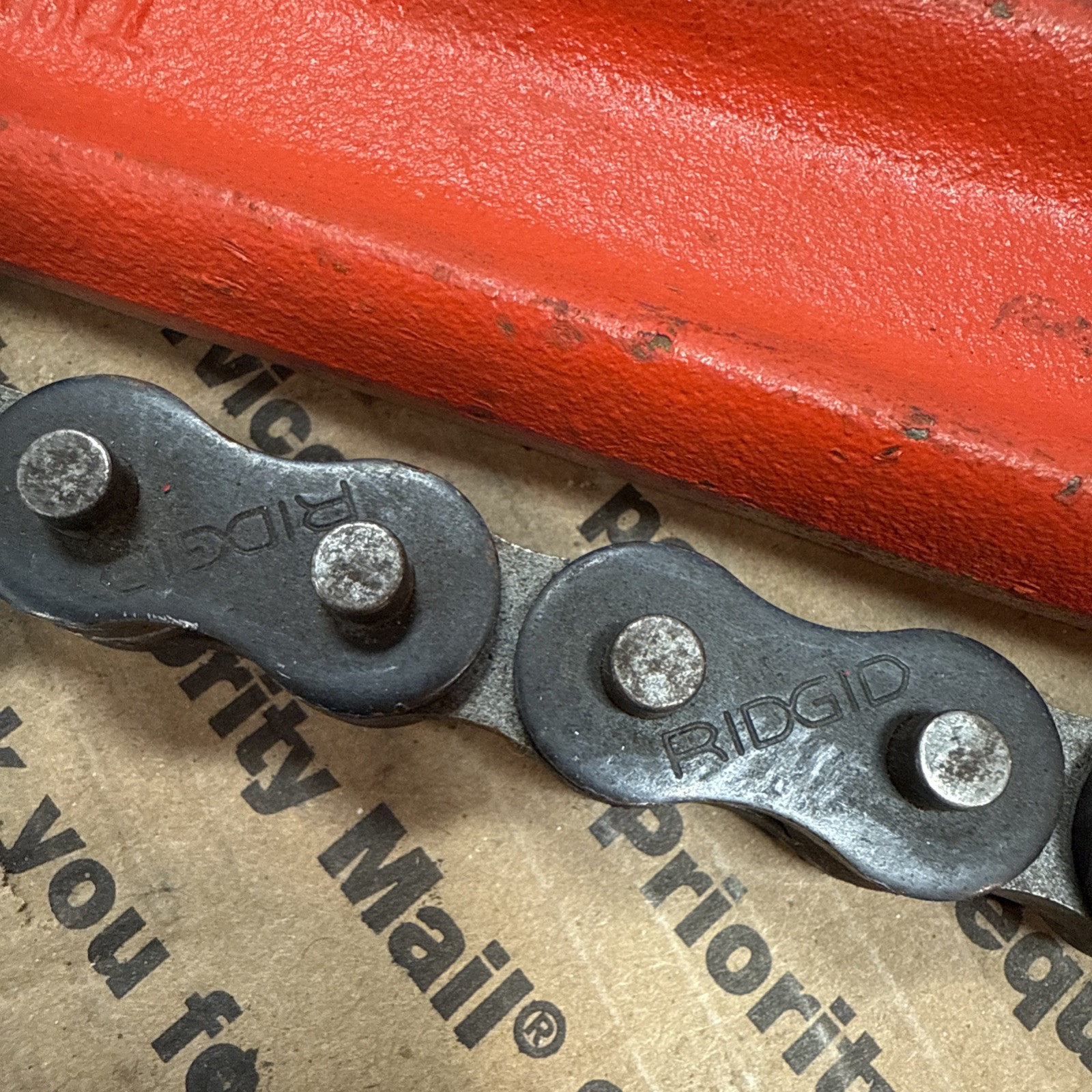 RIDGID Model C-24 Heavy-Duty Chain Wrench 3" New open box Has Paint Scratches