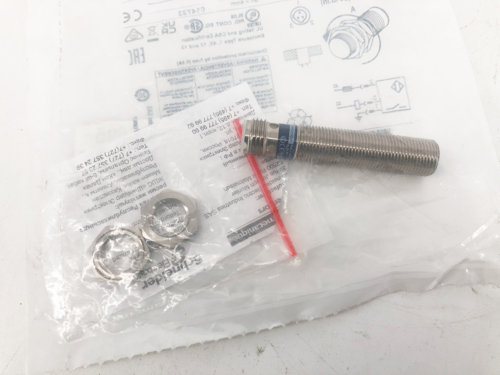 New Telemecanique XS612B1MAU20 Inductive Proximity Switch 24-240V