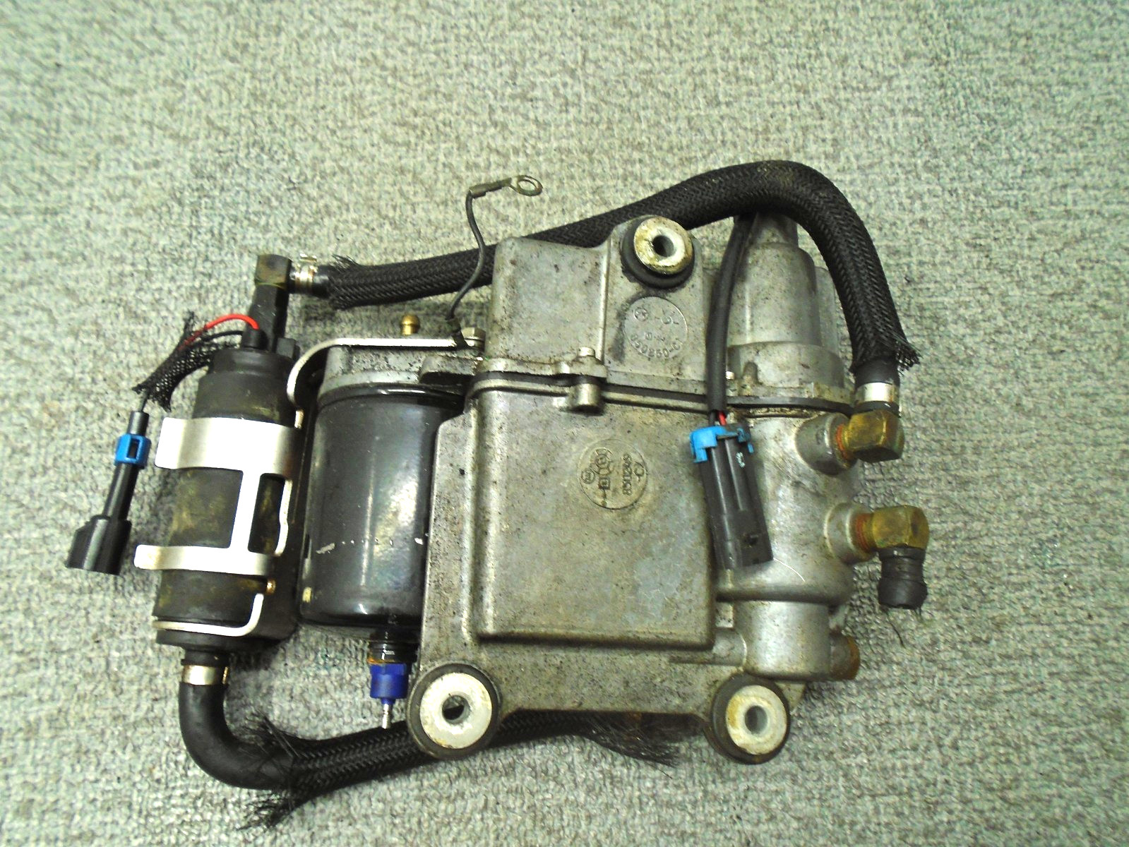 MERCURY FUEL PUMP/VST VAPOR SEPERATOR ASSY 855432A2 OPTIMAX 200-225 HP OUTBOARD