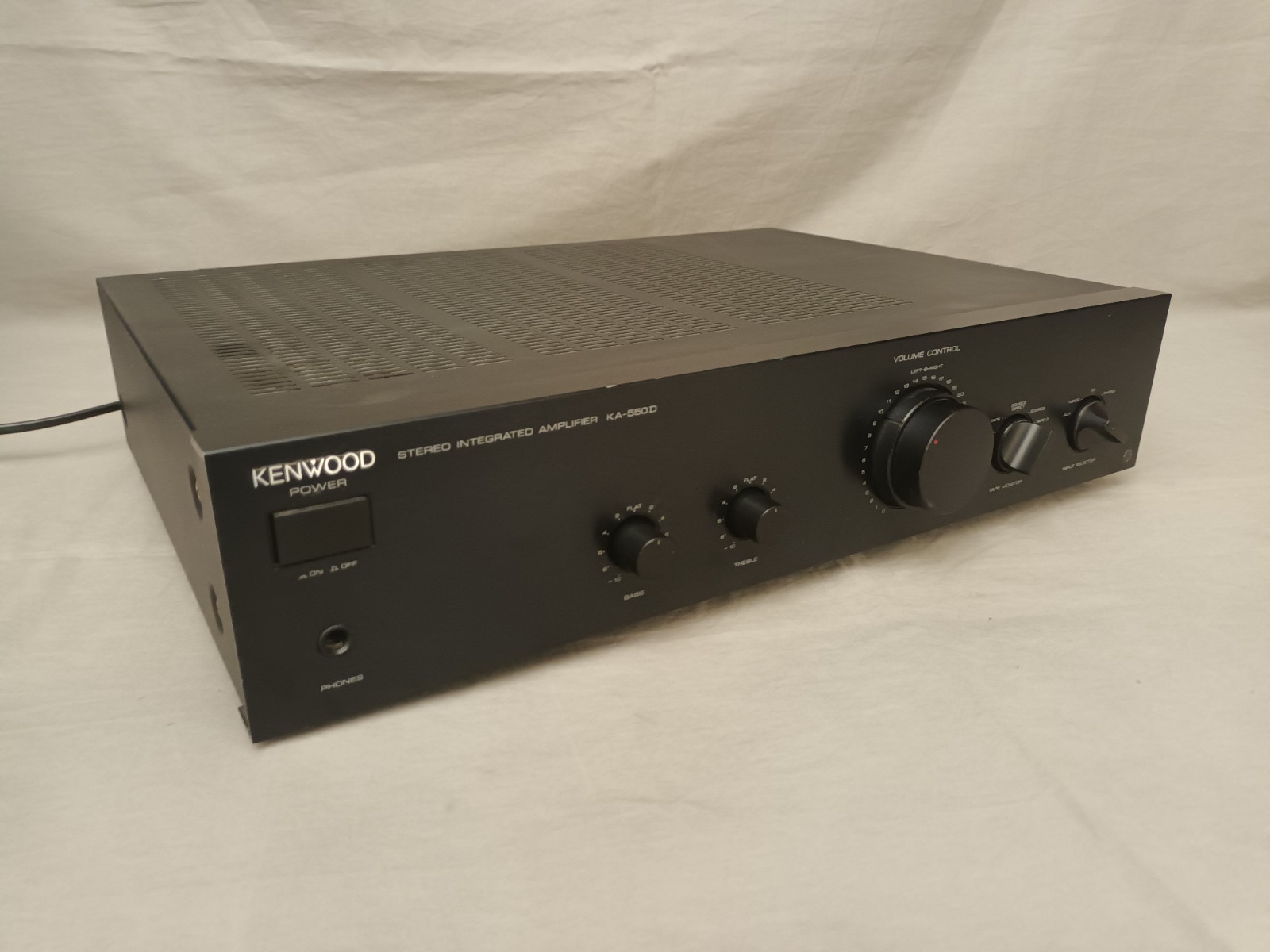 KENWOOD KA-550D Stereo Integrated Amplifier with Phono Working 100%