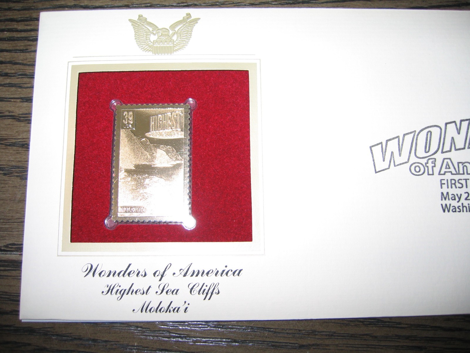2006 Wonders of America Highest Sea Cliffs Moloka"i Replica Golden Cover Stamp