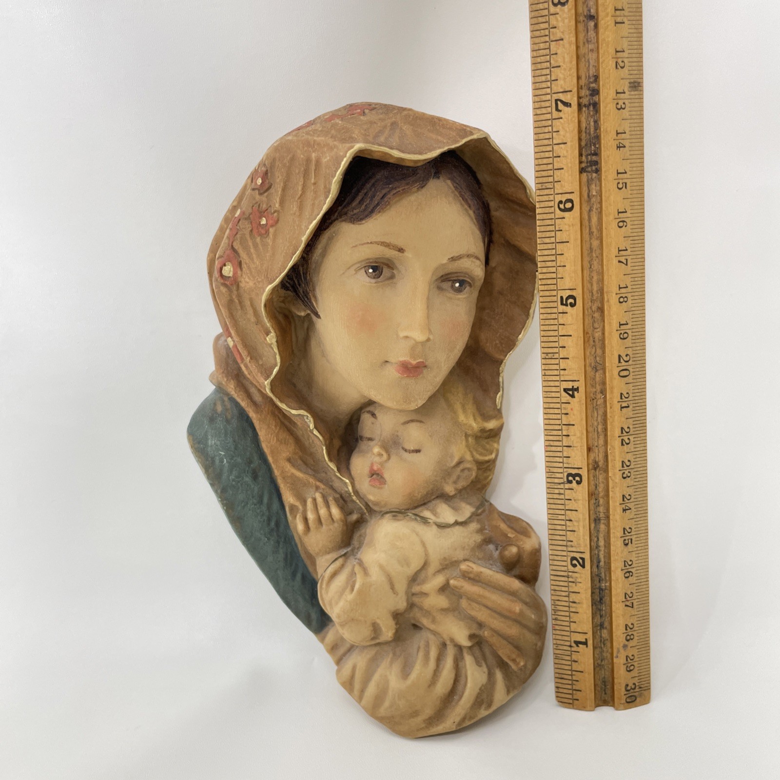 Mary & Baby Jesus Solid Resin Wall Plaque 7” Madonna Religious Decor Hand Painte