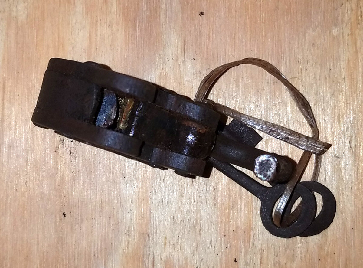 Folsom Prison Cast Iron Working Lock With 2 Keys Rusty Antique Finish