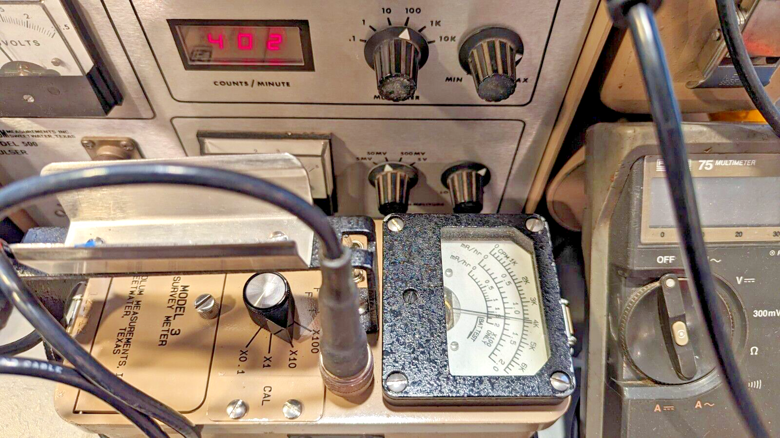 1x CLEAN Ludlum Model 3 Survey Meter 44-9 Tested, Verified, and GUARANTEED