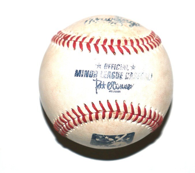 2025 NL ROOKIE OF YEAR DRAKE BALDWIN SIGNED RAWLINGS GAME USED OMIL BALL BRAVES