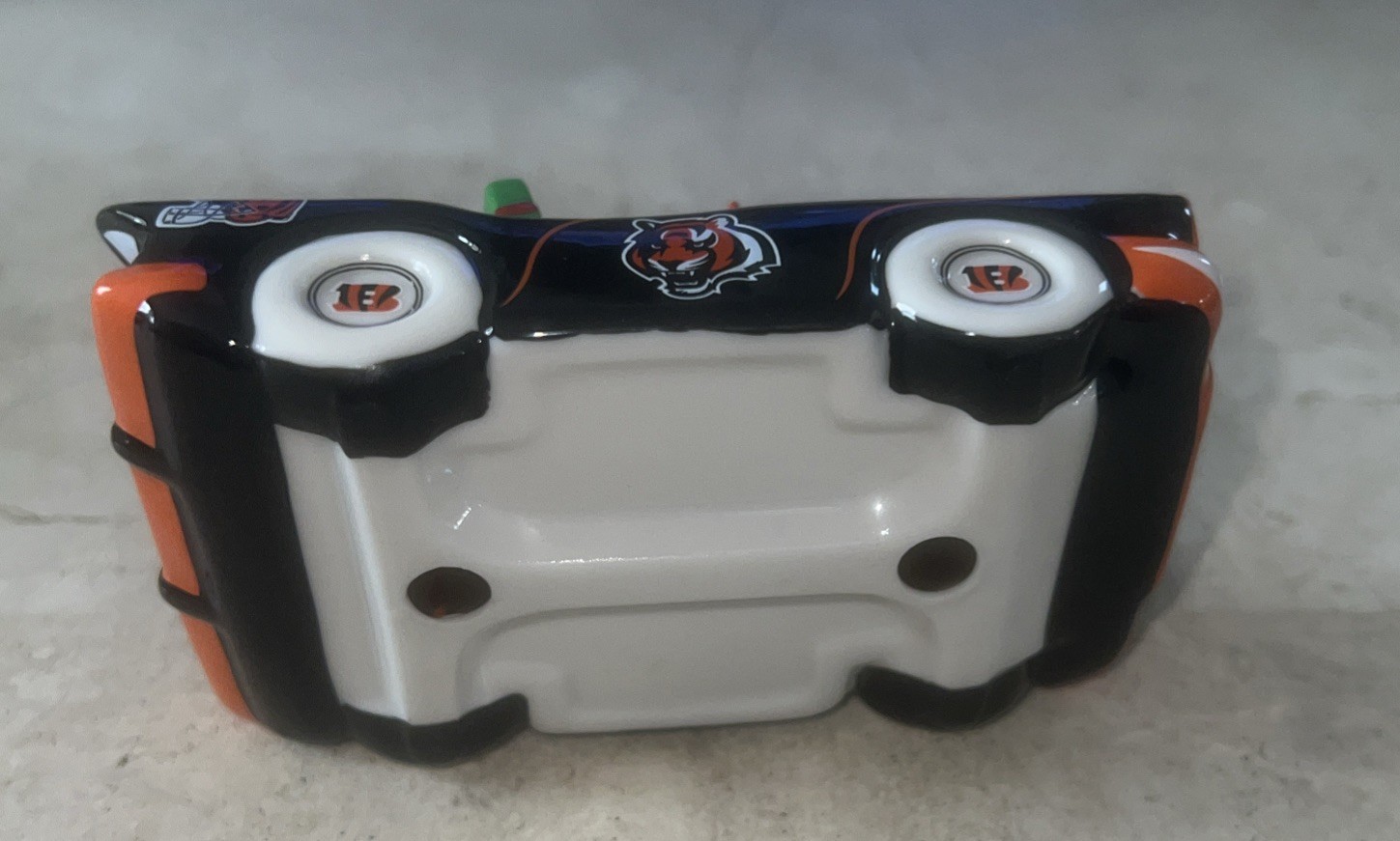 The Danbury Mint Cincinnati Bengals Porcelain Victory Car Christmas Ornament