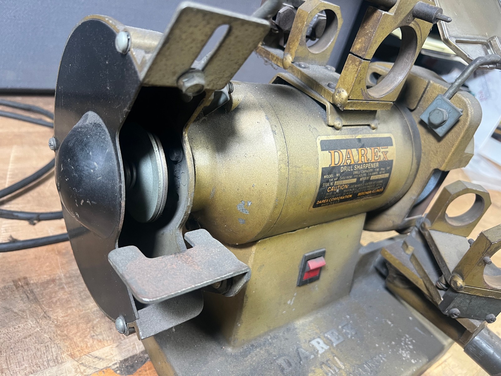 Darex M1 Drill bit sharpener , grinder 2 chucks , works great industrial