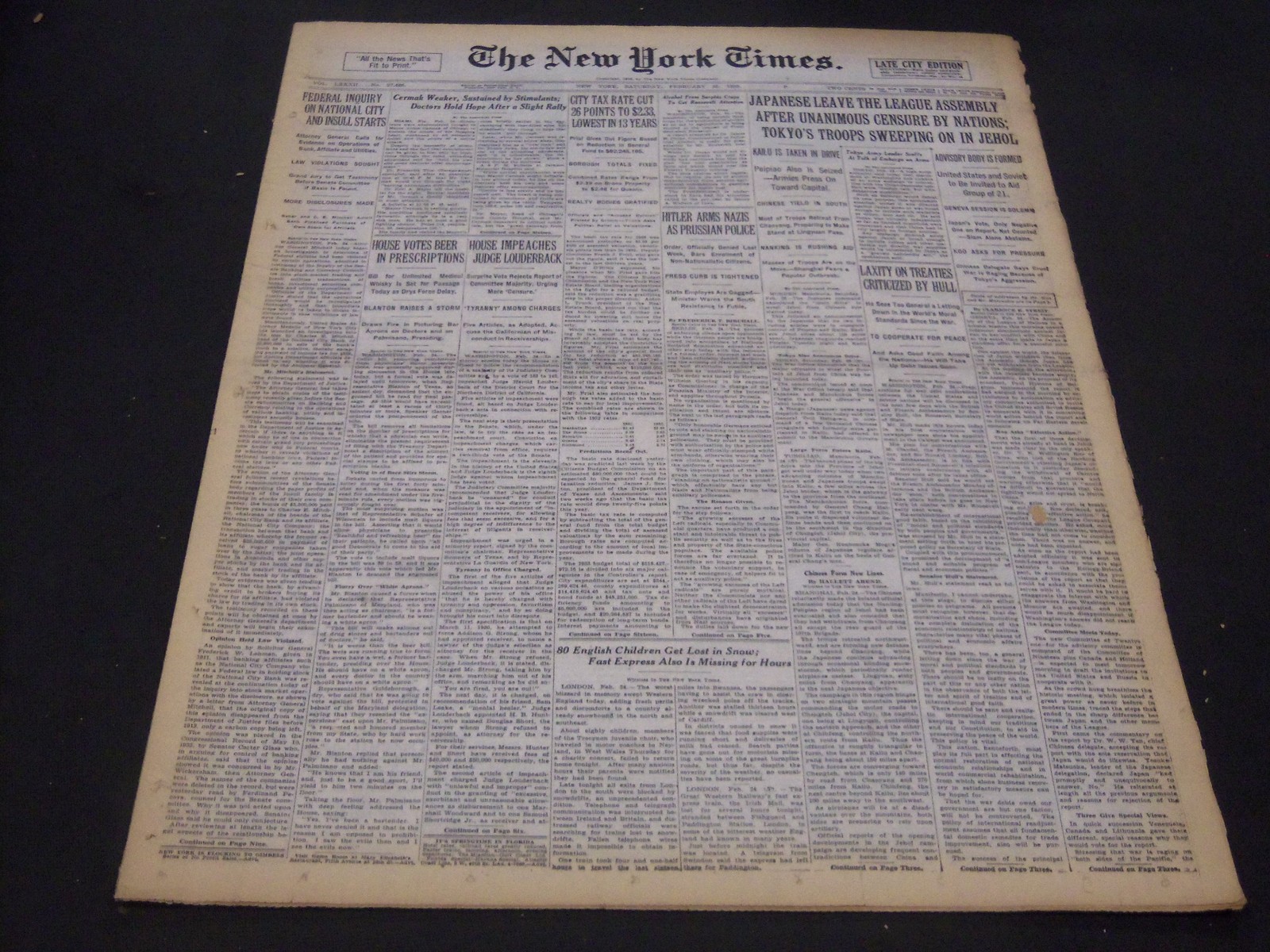 1933 FEB 25 NEW YORK TIMES - CERMAK WEAKER DOCTORS HOLD HOPE - NT 5186