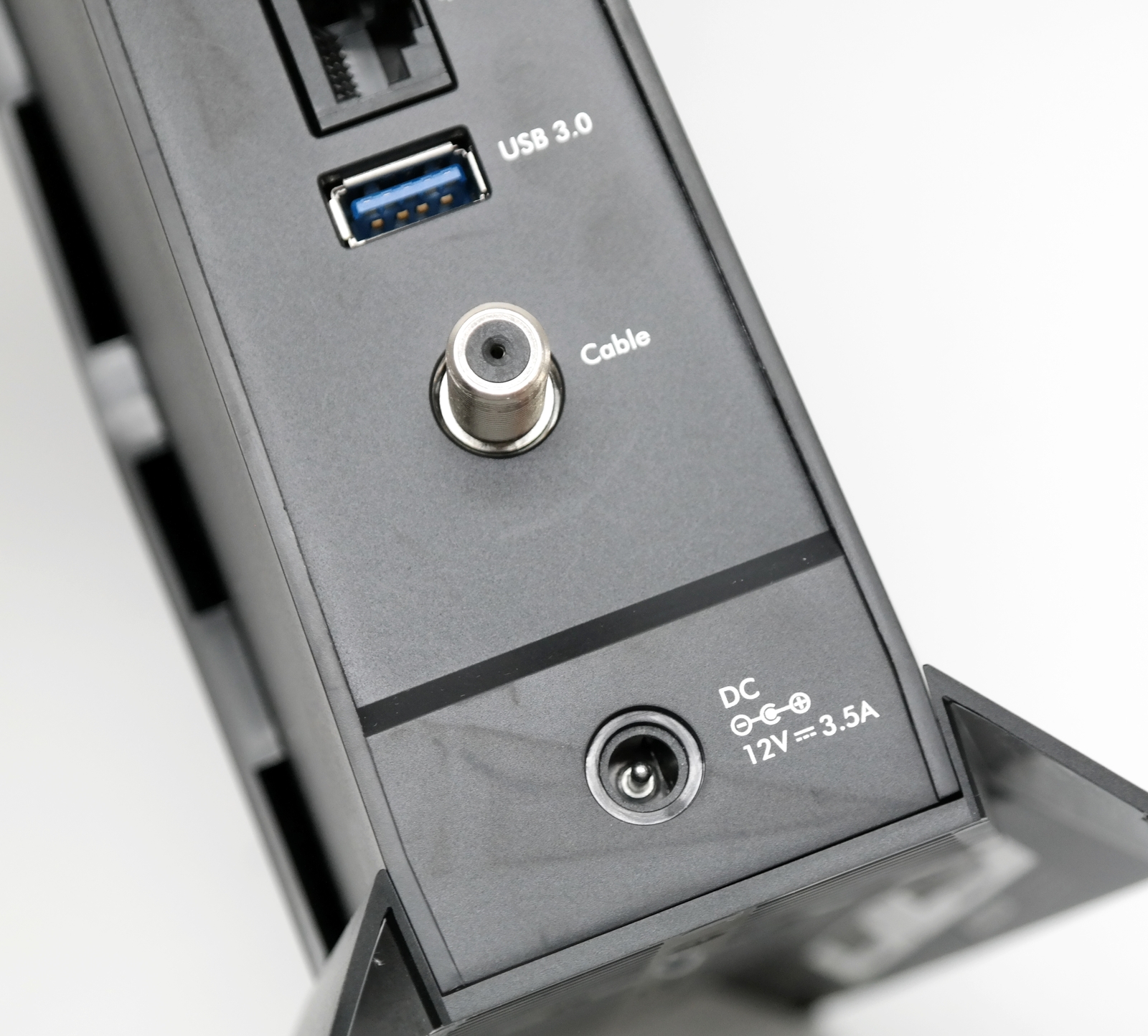 NETGEAR Nighthawk CAX30 AX2700 Wi-Fi 6 Cable Modem Router