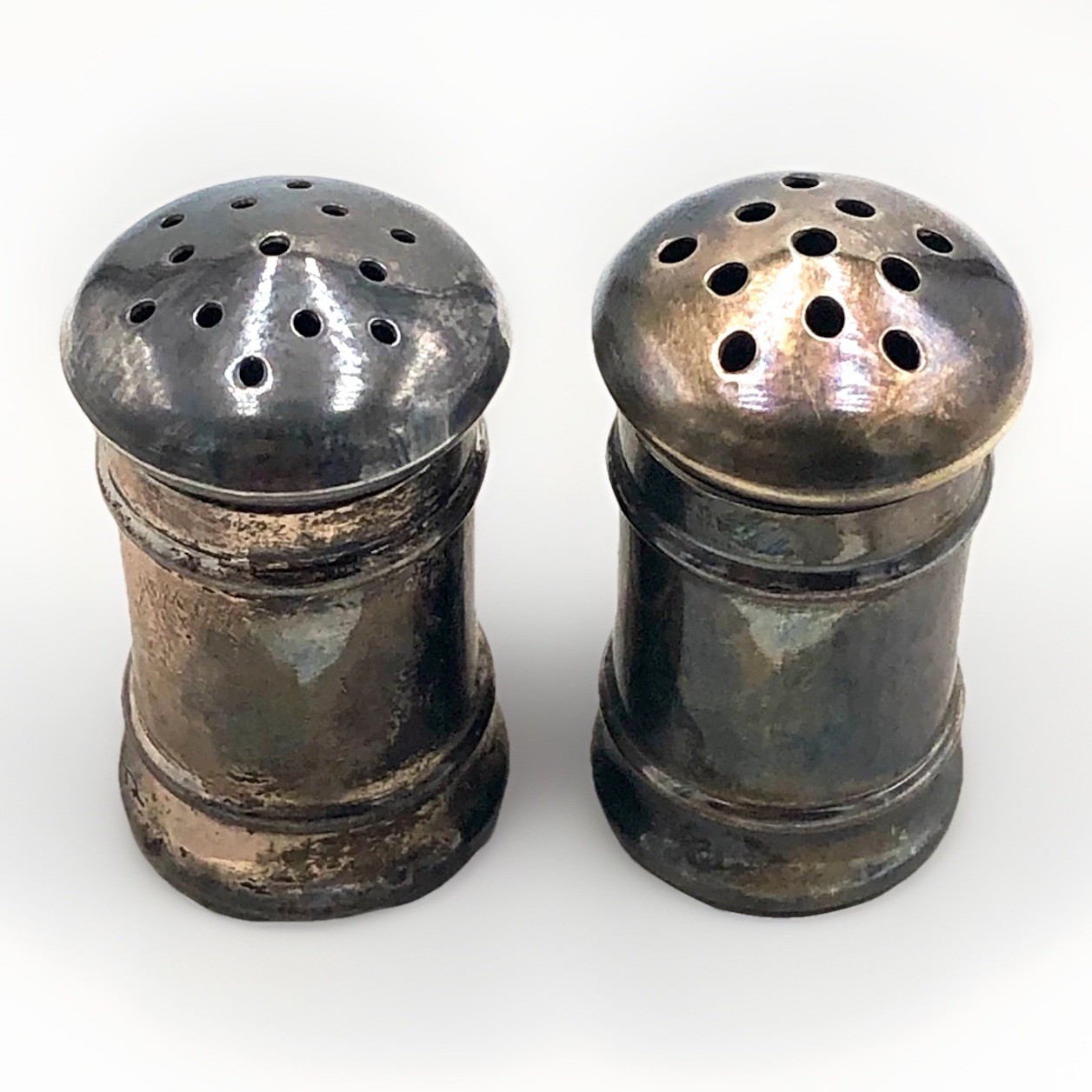 RW&S R. Wallace & Sons Mini Sterling Silver Salt & Pepper Shakers  85