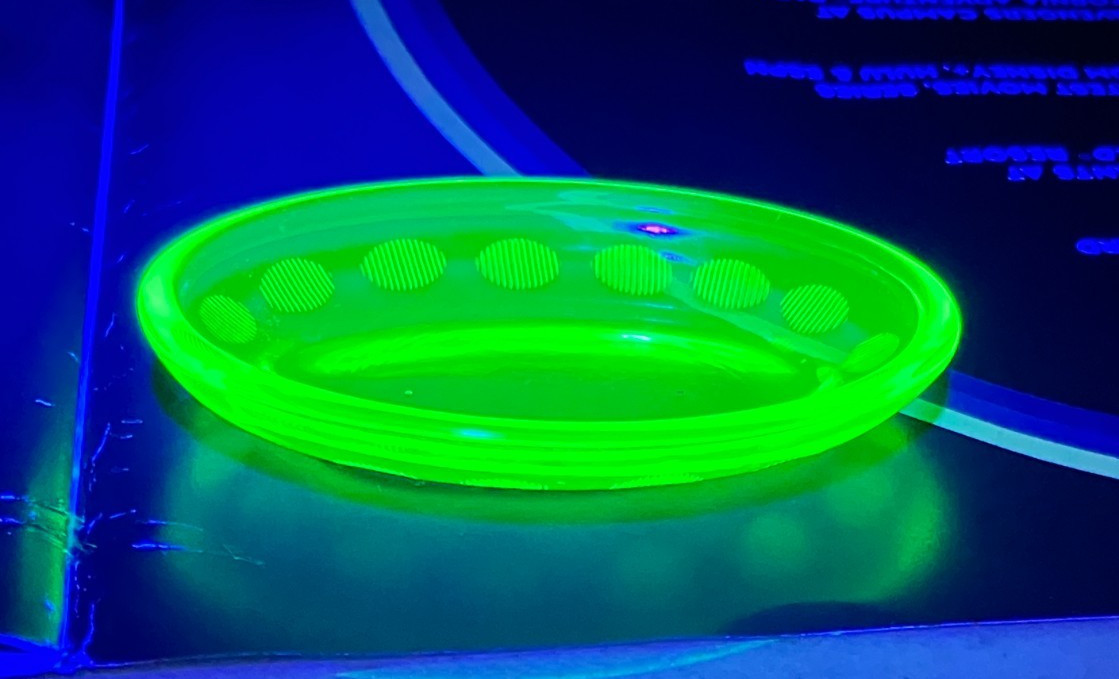 Vintage Green Uranium Cambridge Glass Oval Salt Cellar Salt Dip. Etched Glass