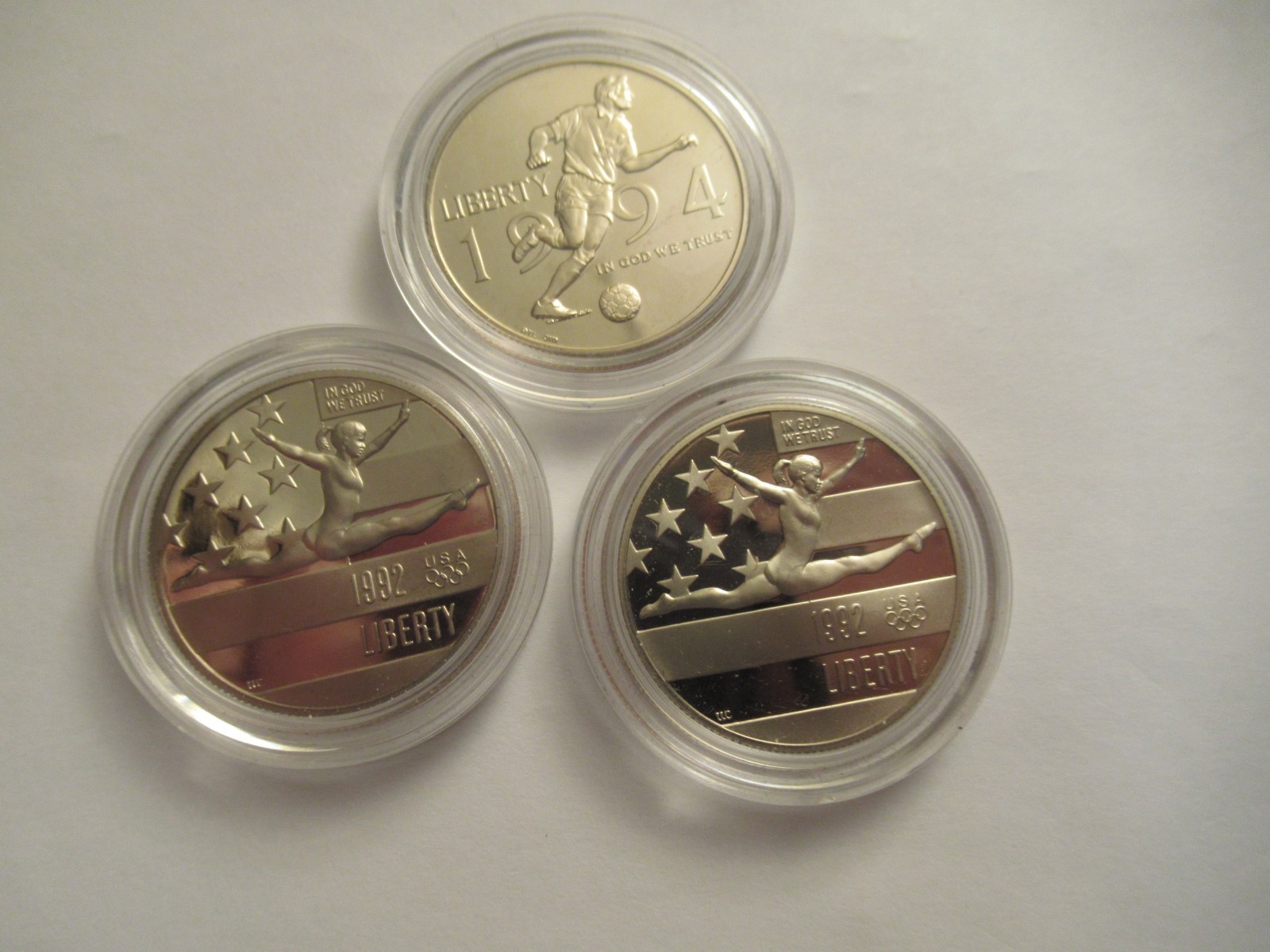 Lot of 11 US Clad half dollars, mix dates, w/ capsules