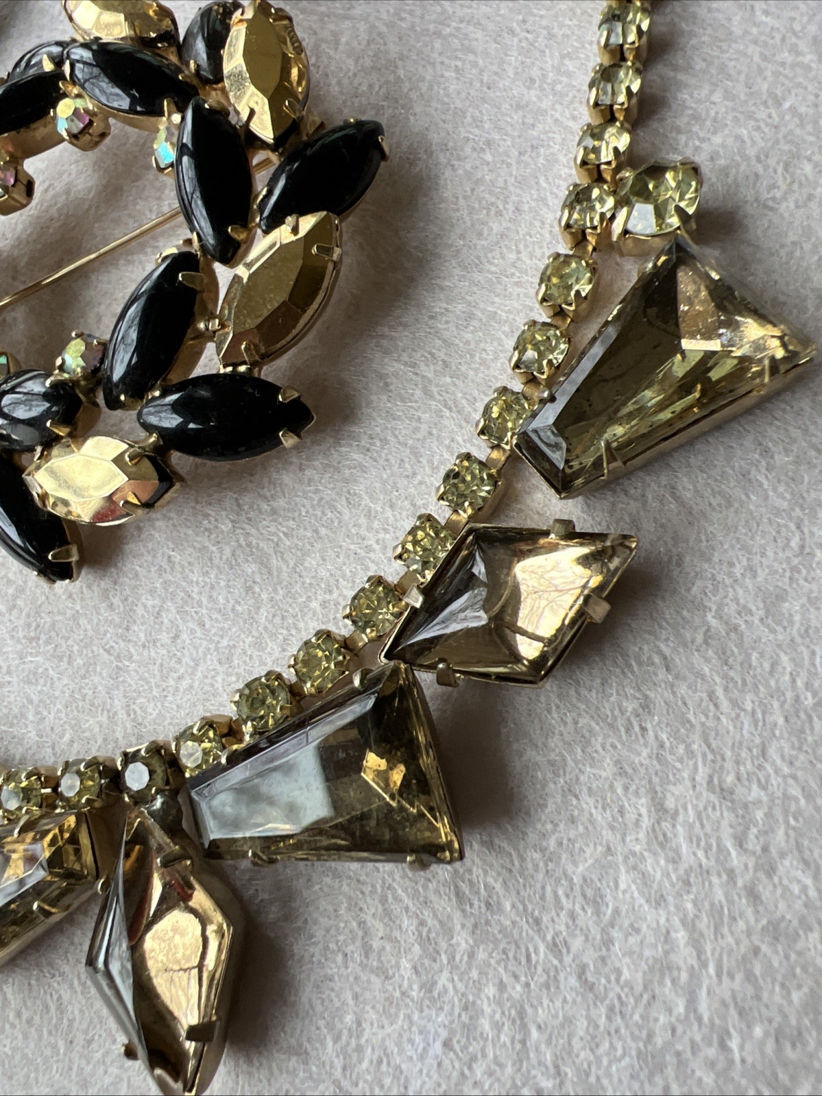 Vintage Rhinestone Jewelry Lot - 4 Pieces - Trembler Brooch - Signed/Unsigned