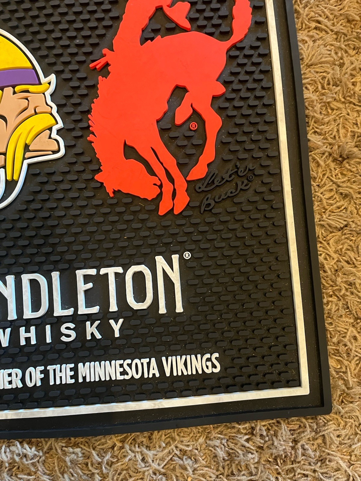 Minnesota Vikings Pendleton Whiskey Bar Spill Mat Rubber Let Er Buck Football MN