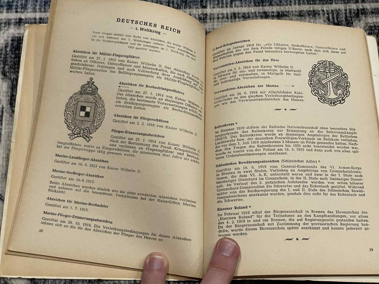 1955 Post WW2 WWII German Book Fur Tapferkeit und Verdienst Medals Awards Guide