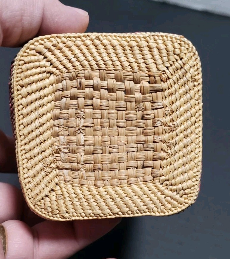 Vtg PNW Makah Native American Square Basket Animal Motif Whale Bird 3x5.5"