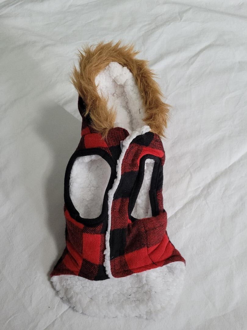 Pet Dog / Cat Jacket Vibrant Life Red & Black Plaid Size X-Small 5 lbs to 10 lbs