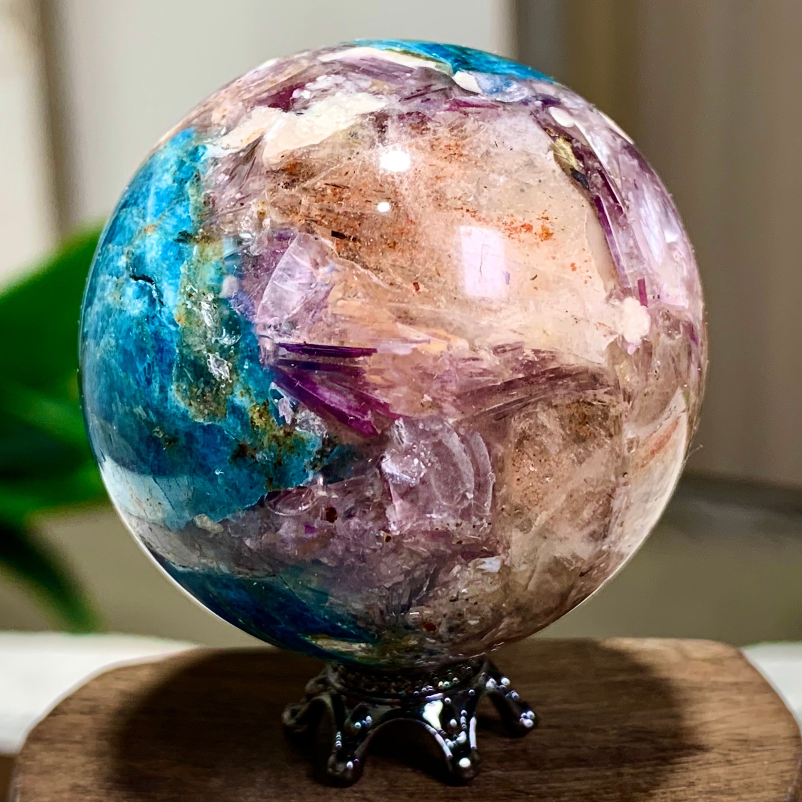 112G Natural Blue Aptite +Sun Stone purple lepidolite Sphere mineral sample