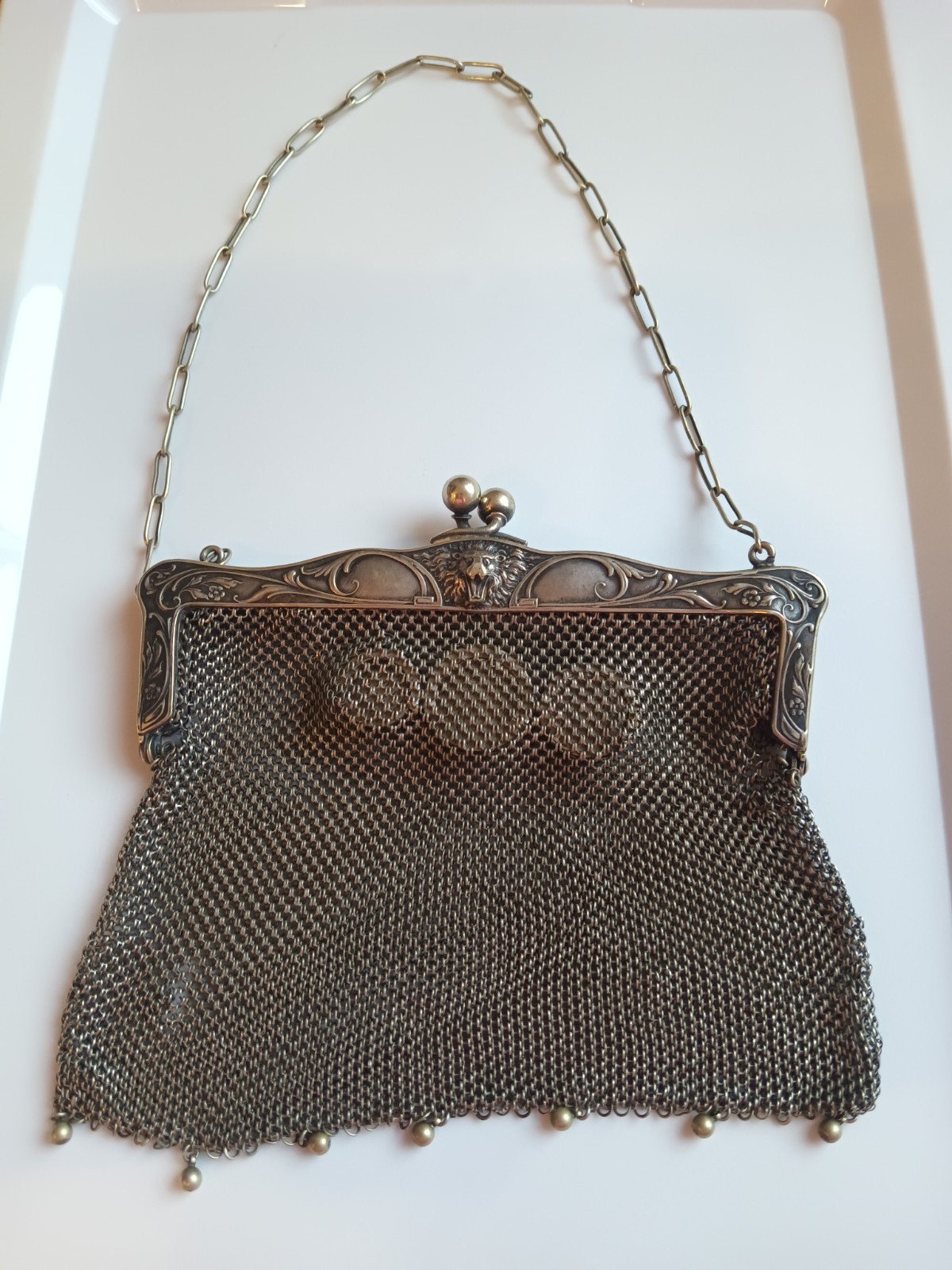 Antique Silver Plated Ornate Lion Mesh Hand Bag Purse W/ Change Holder