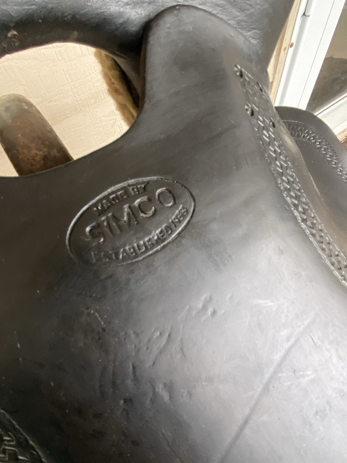 Vintage/Antique 15.5" Simco Western saddle w/silver diamonds, tapaderos