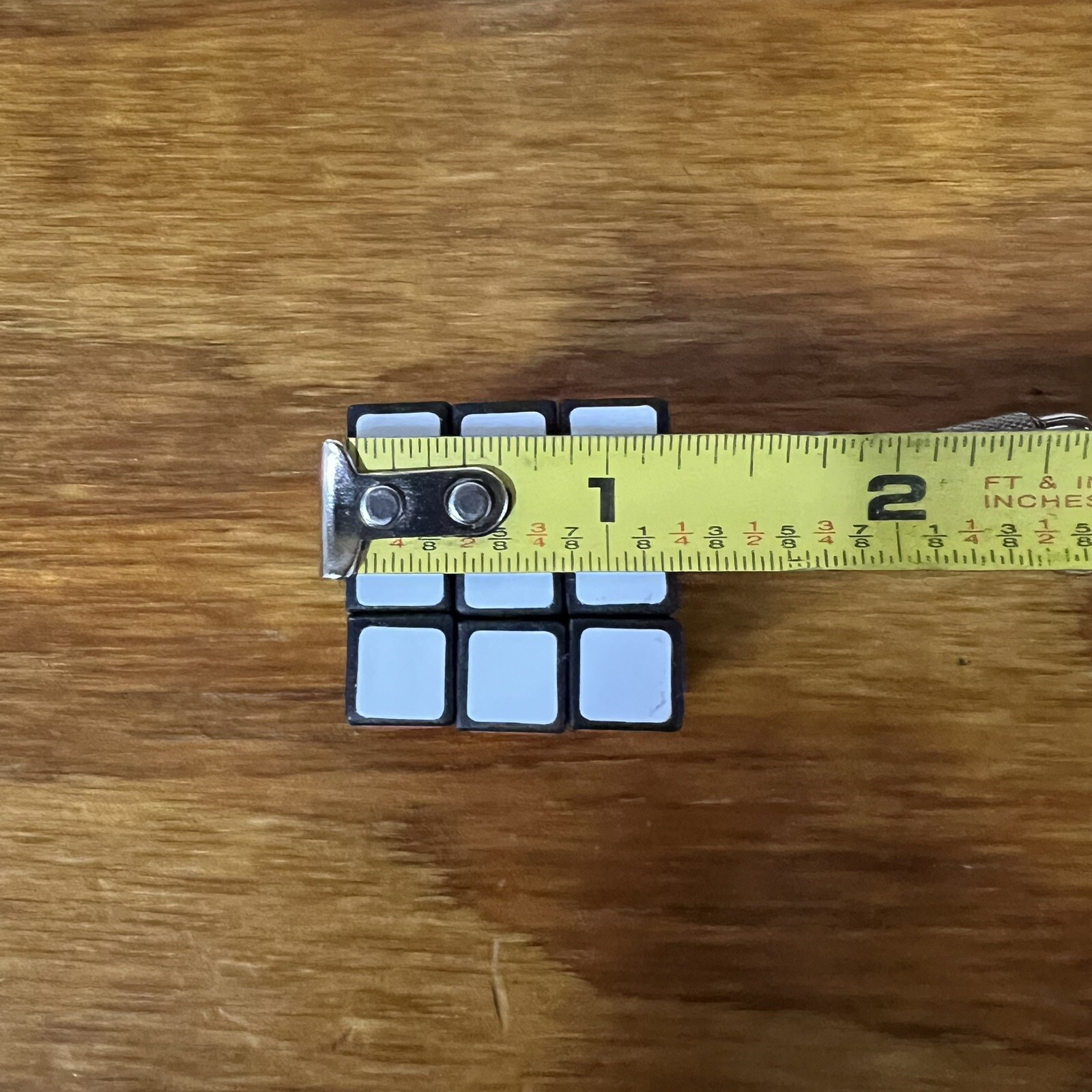 KEY CHAIN MAGIC PUZZLER RUBIX CUBE TOY VINTAGE NOS