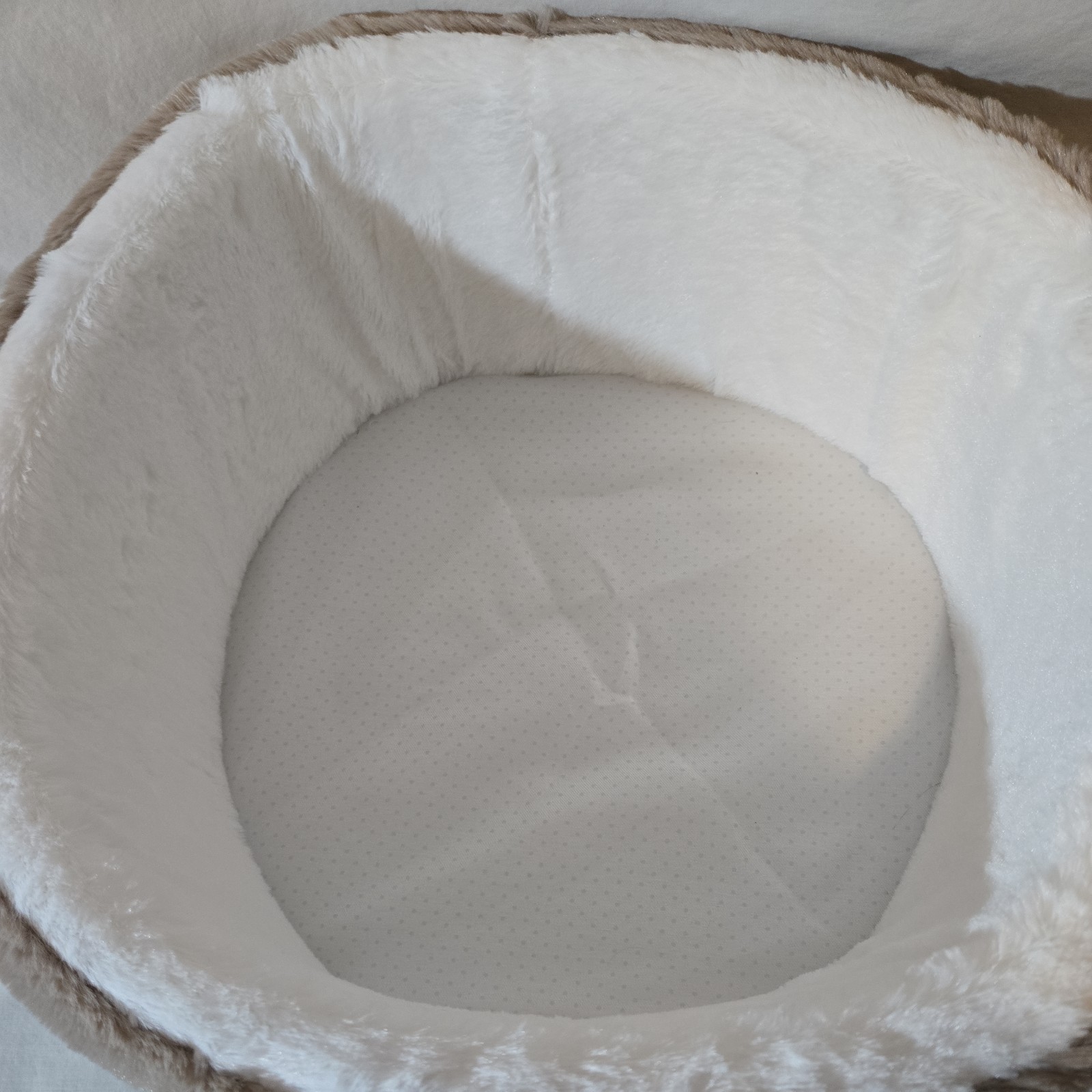 NWT Pusheen Cat Bed Mini Christmas Throw Blanket Cuddler Pet Holiday Culturefly