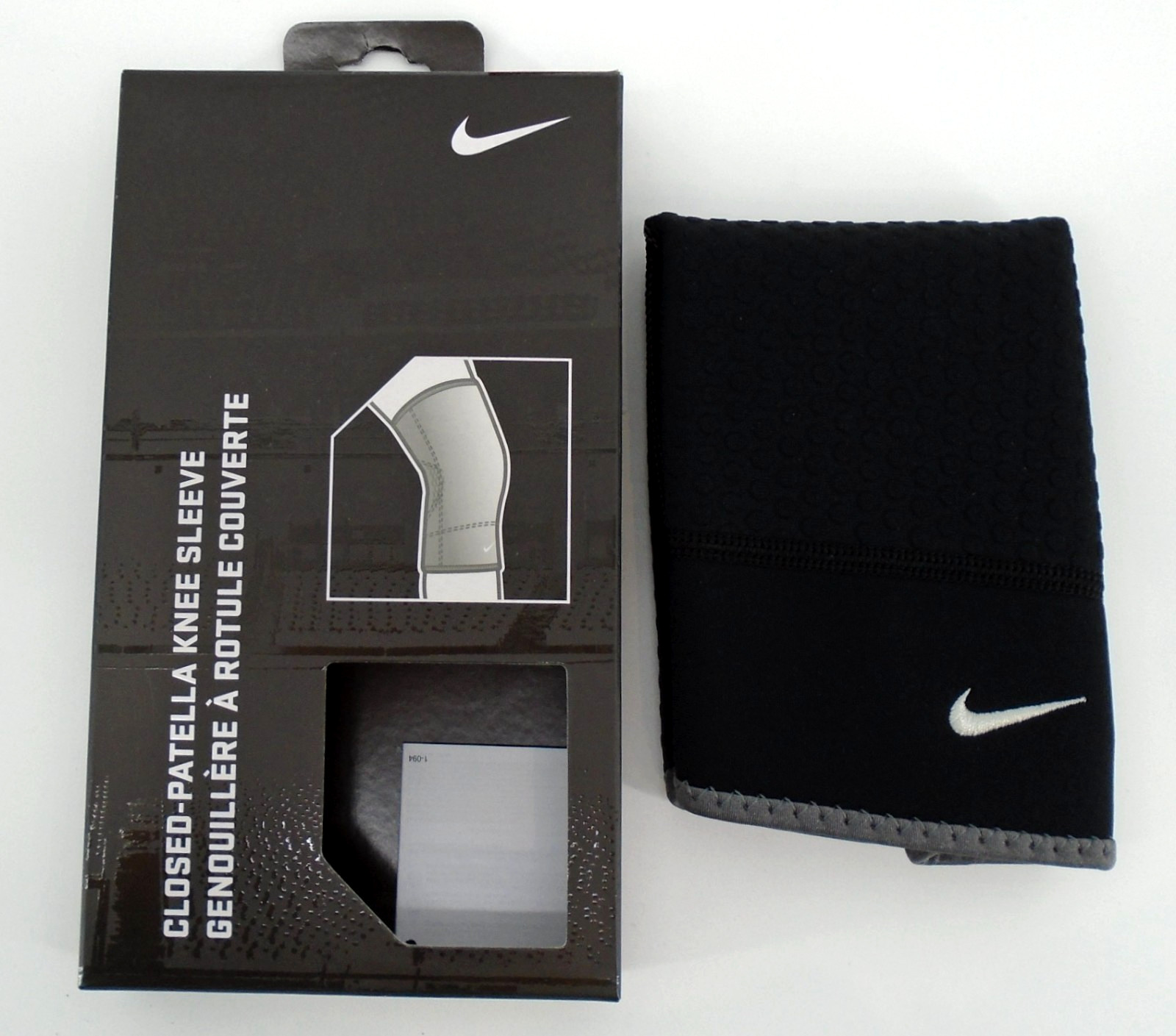 Nike Closed Patella Knee Sleeve Adult Compression Black/White
