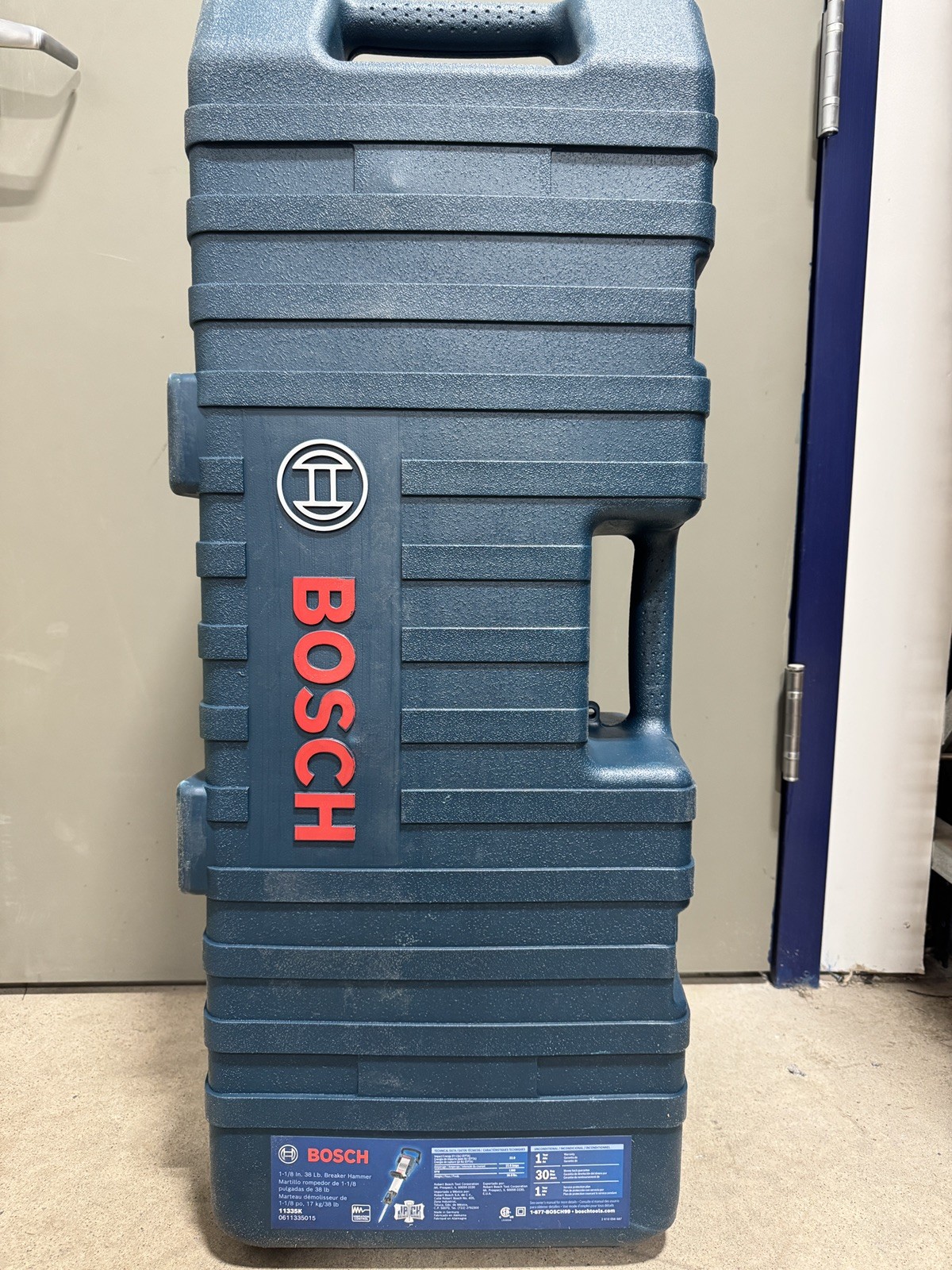 Bosch 11335K Jack Breaker Hammer GSH16, 1,300 bpm, 38 lb Wt, 120 volt