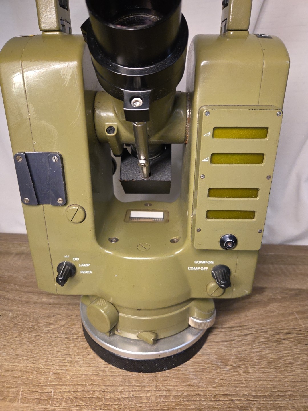 Theodolite Kern Swiss E2 Vintage Kern's Precision Surveyor Alignment Instrument