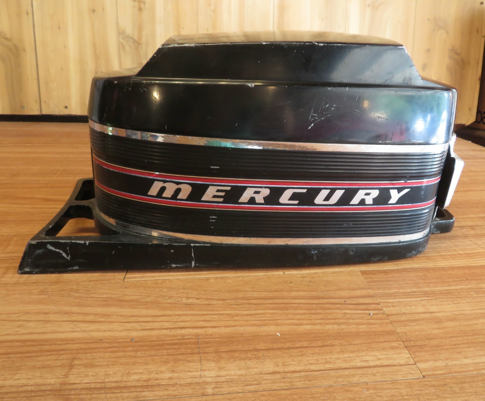 1968-1972 7.5 hp Mercury Outboard Top Cowl & face plate