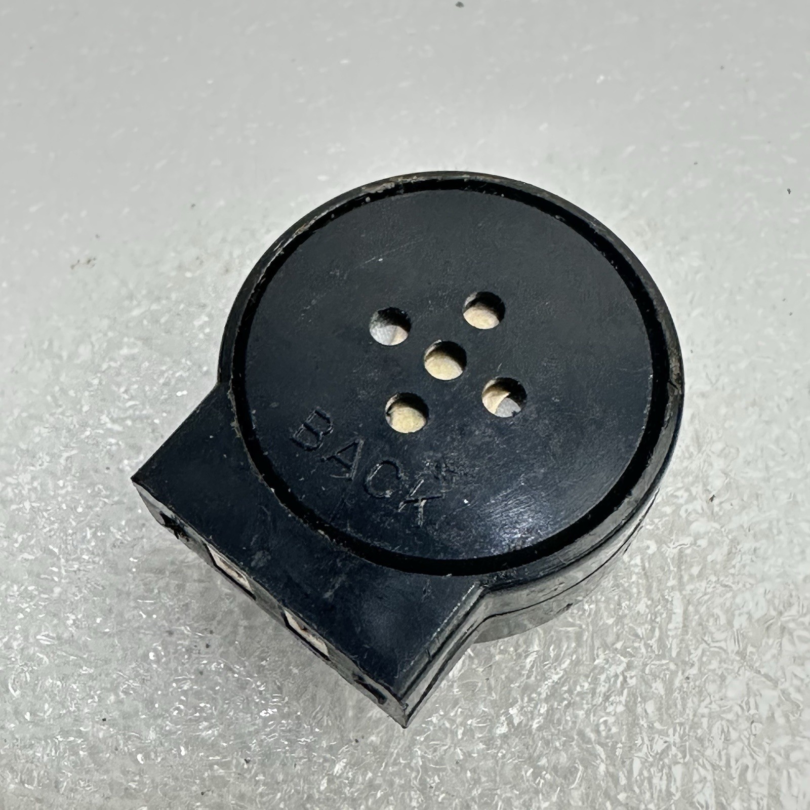 50 - Gas Mask Mic Microphone M-26542/8-01