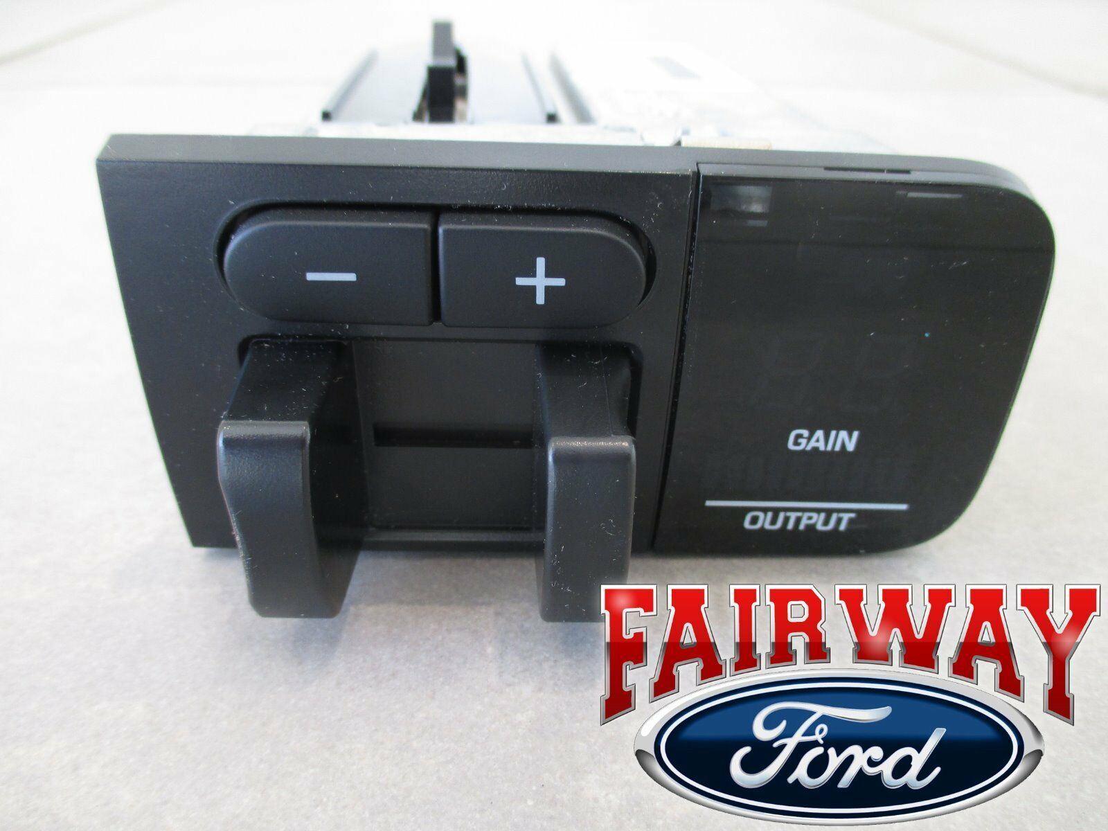 05 thru 07 Super Duty F250 F350 OEM Ford In-Dash Trailer Brake Control Module