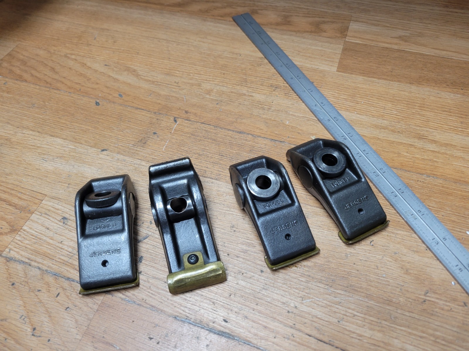 LOT OF 4 JERGENS SELF CENTERING HEEL CLAMP 4 "