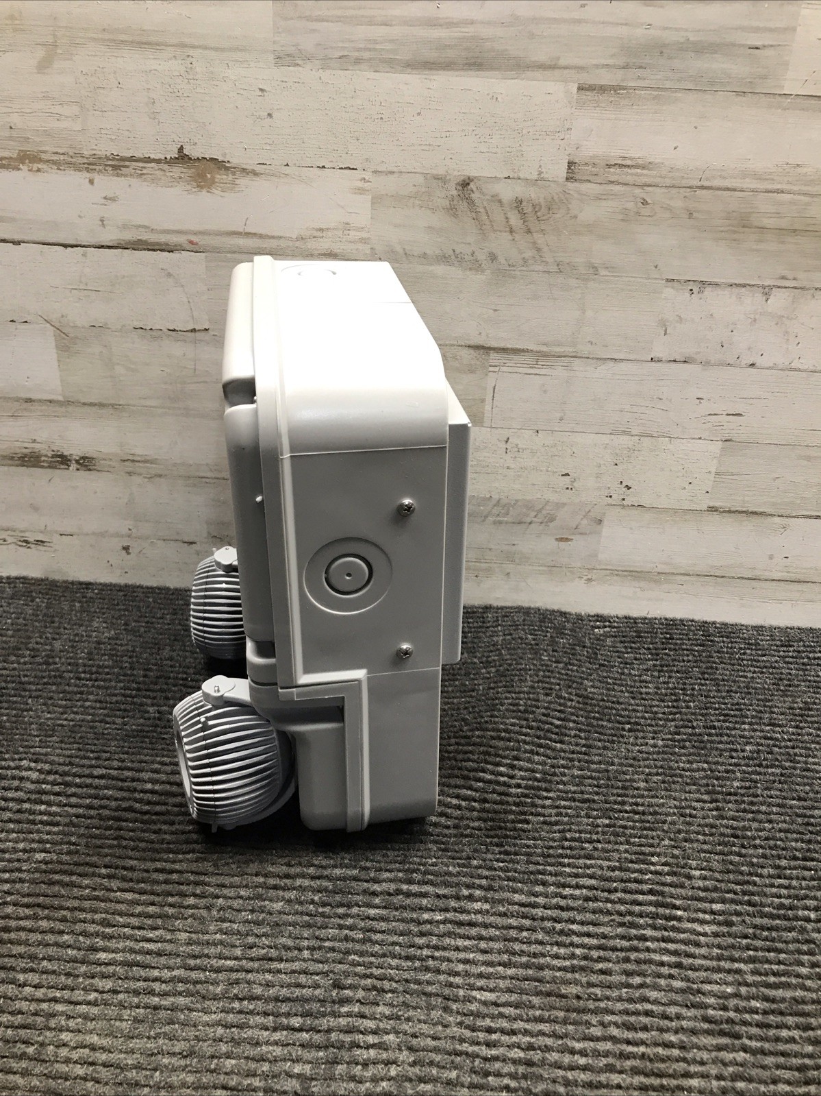 Hubbell Dual-Lite DYN12I-4X-06L Industrial Emergency Light Fixture