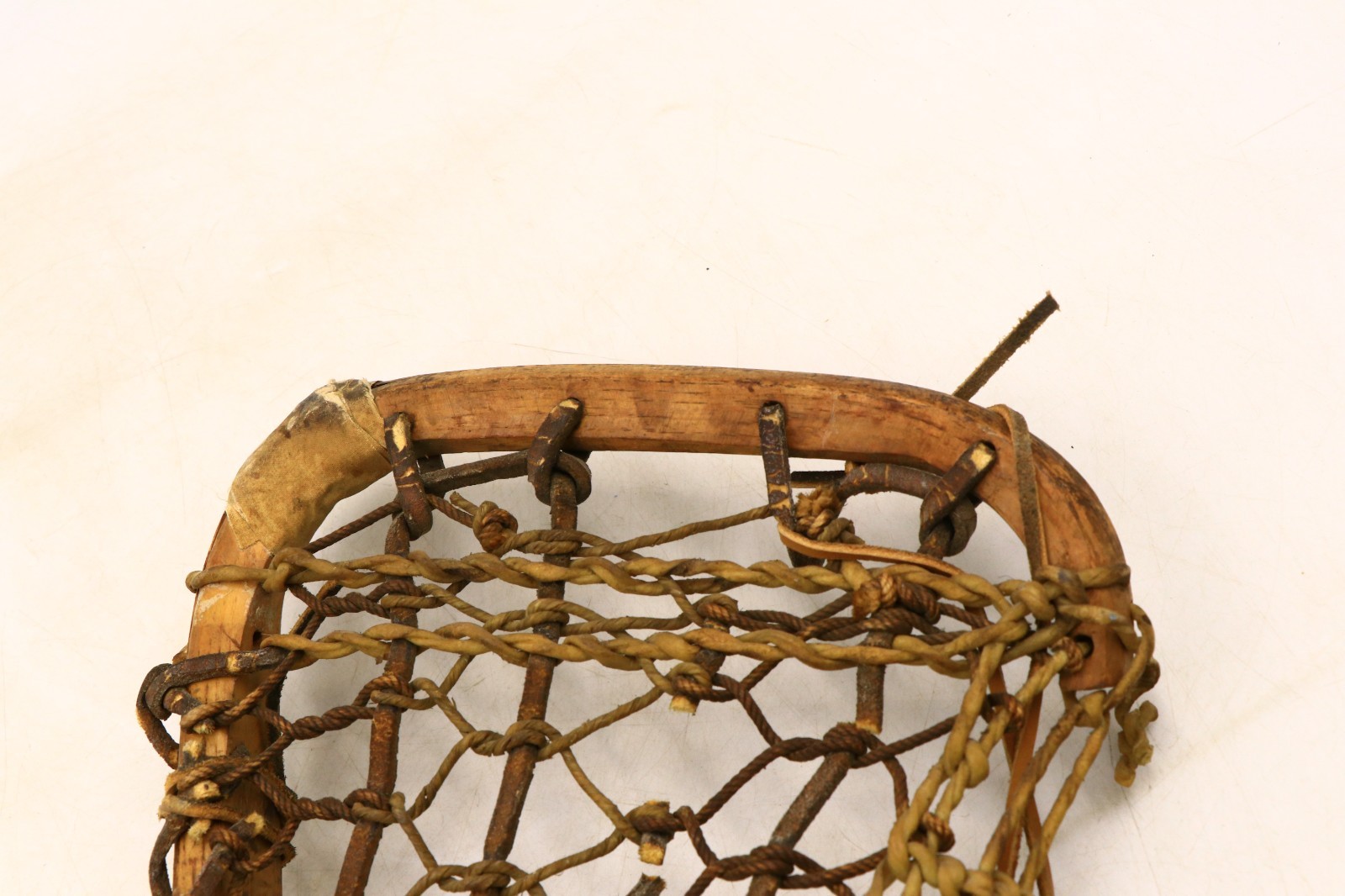 Rare Antique Native American Lacrosse Stick 46.5" Unbranded Octagonal Handle
