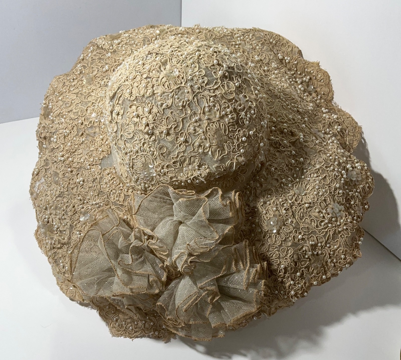 Pearl beaded sequined & corded Chantilly lace dark ivory wedding hat VNT 1983