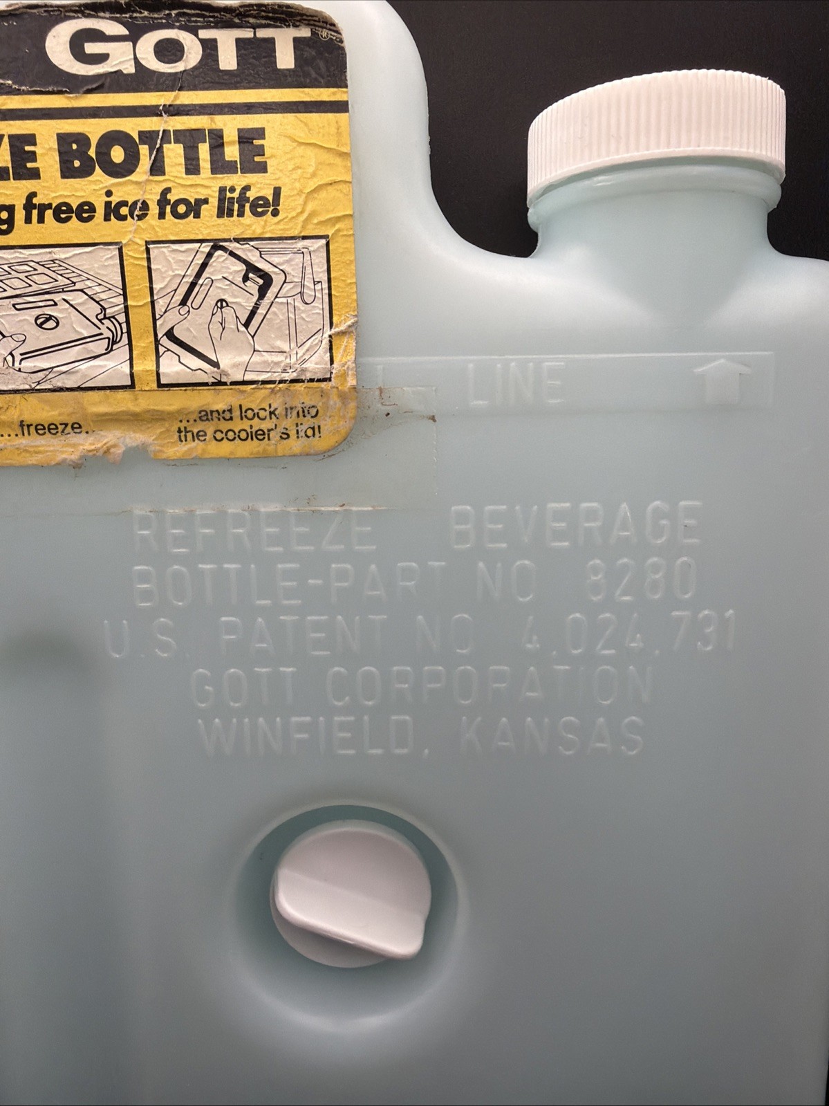 Vtg Gott Screw In Refreeze Beverage Bottle 8280 Cooler Ice Pack Blue