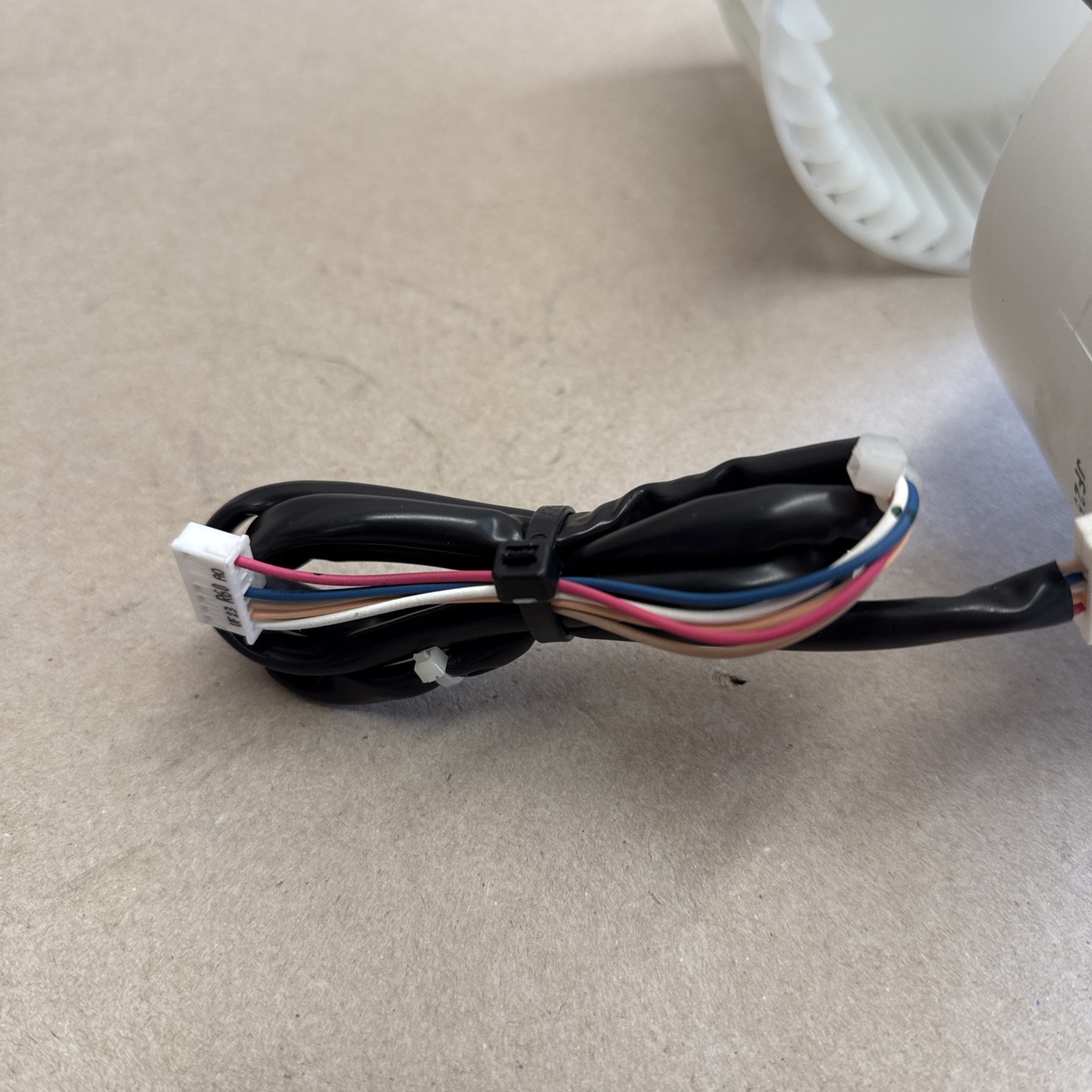 DC340V 8P 96W Motor Air Conditioner Inverter DC Fan SIC-70CW-D8114-1 KR61B218H01