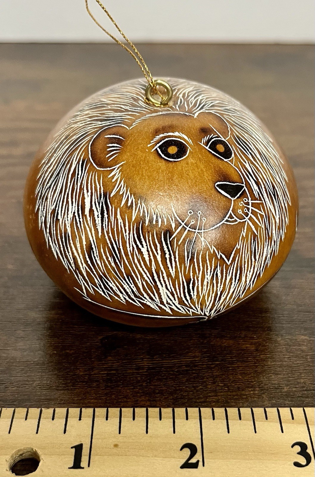Peru Peruvian Gourd Hand Painted Christmas Ornament Picture Of Lion