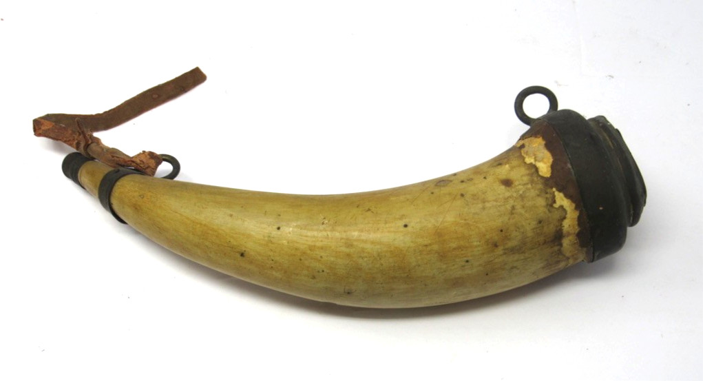 Antique Firearm Black Powder Horn Medal Cap with Crest Metal Muzzle Loader Rare