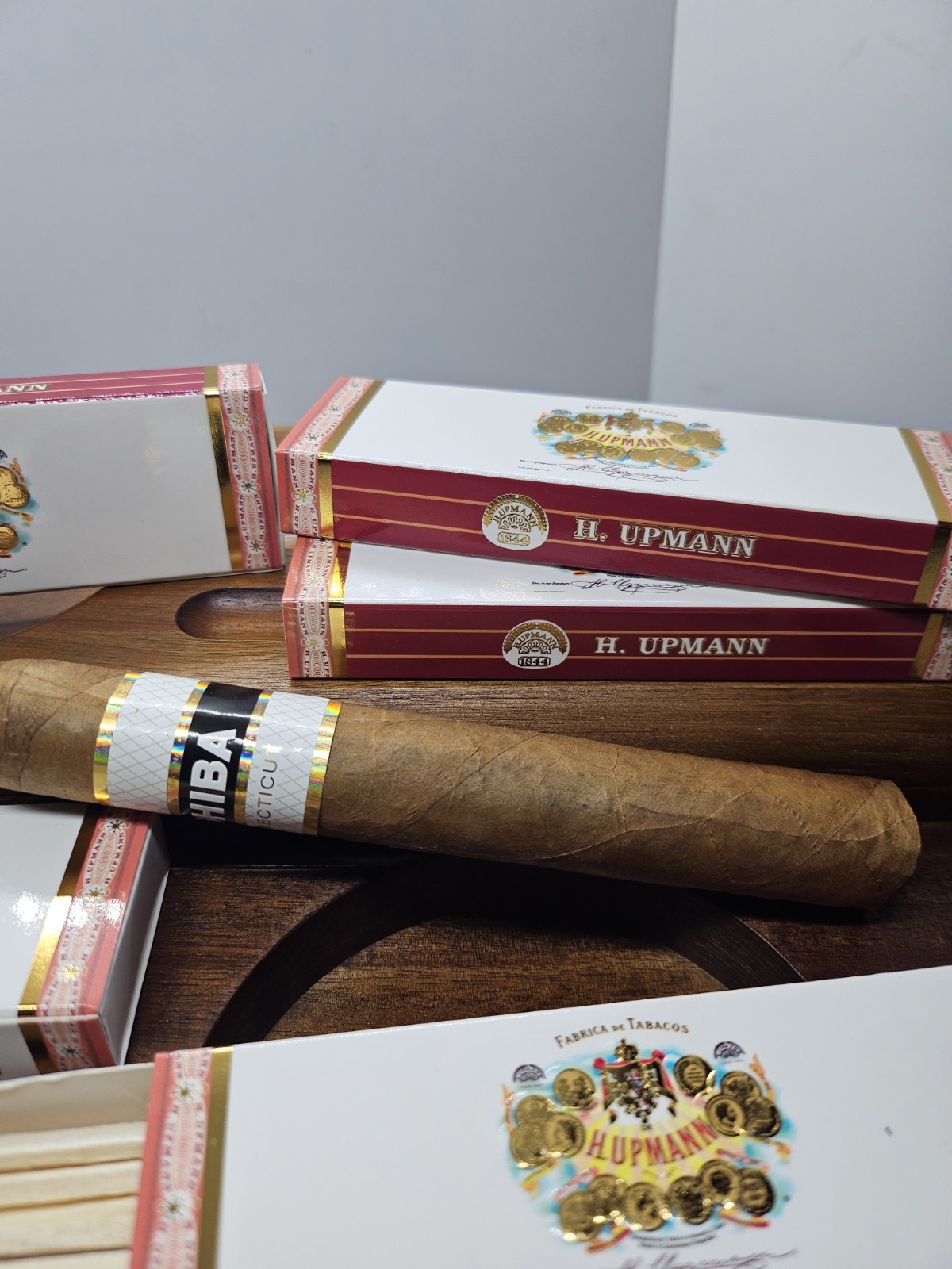 H. UPMANN 4 inch COLLECTORS MAN HOME BAR 4 Boxes of 20 Wood CIGAR MATCHES