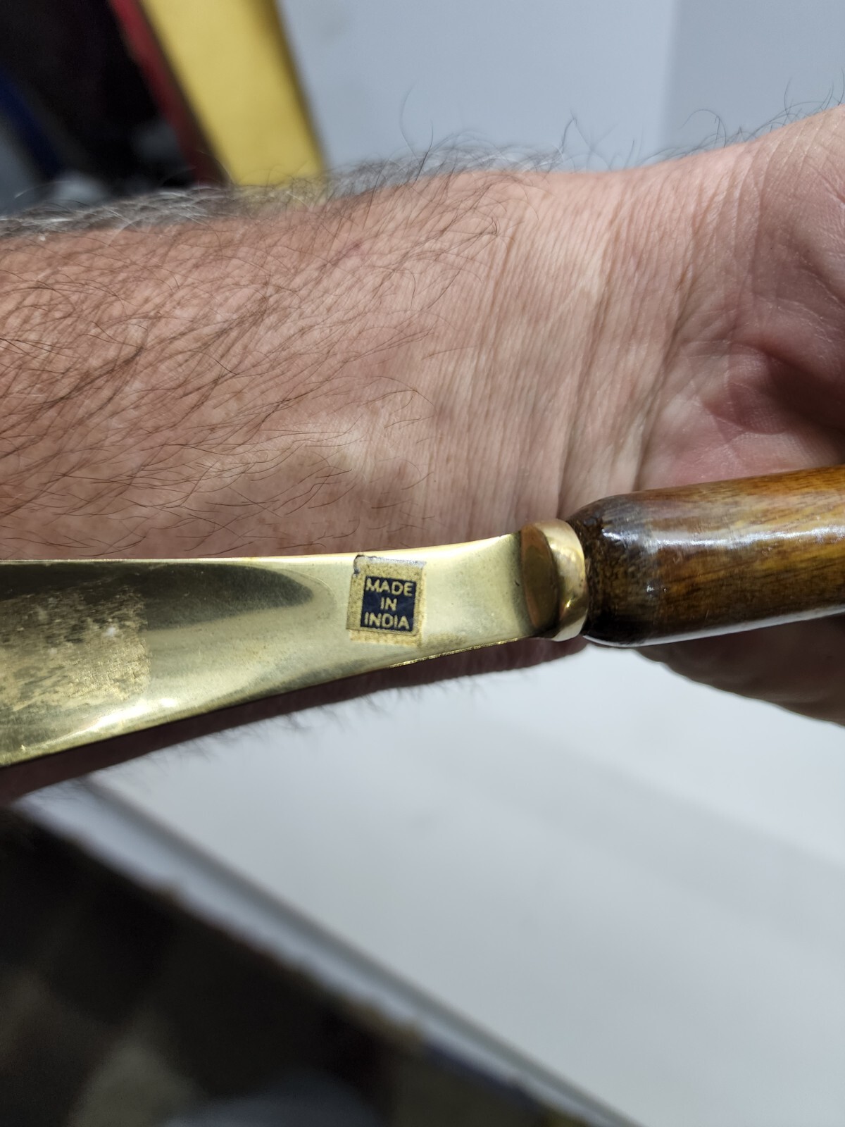 20" Shoe Horn Horse Head Handle Golden in Brass & Wood Shaft